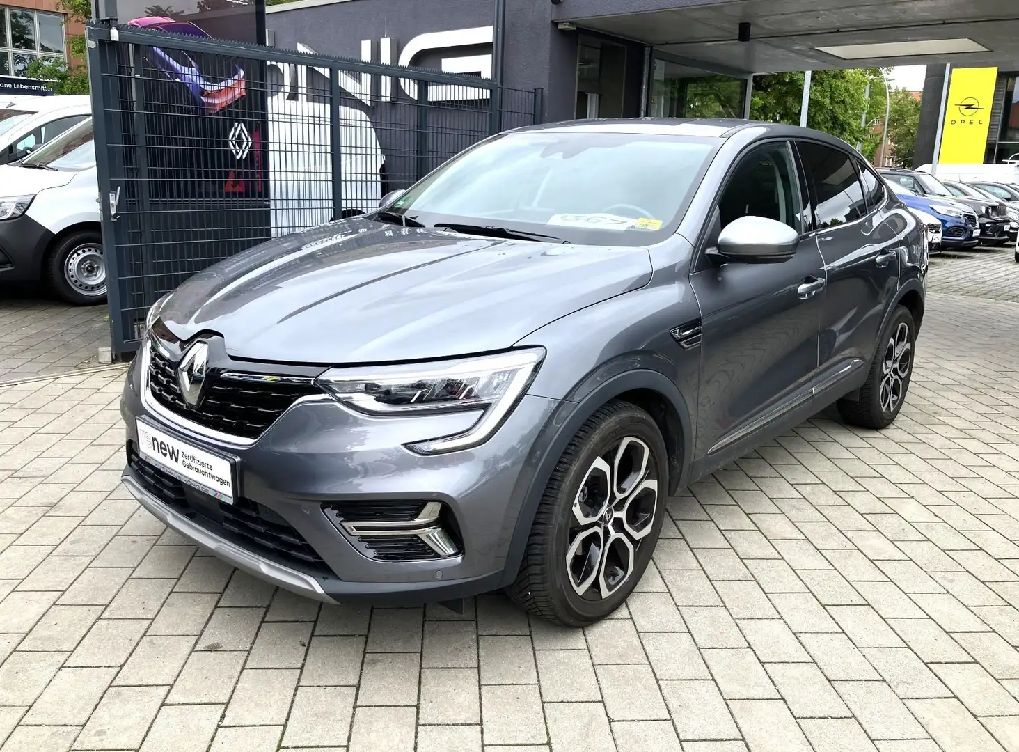 Renault Arkana 1.3 TCe 140 Techno Automatik Grau - 1