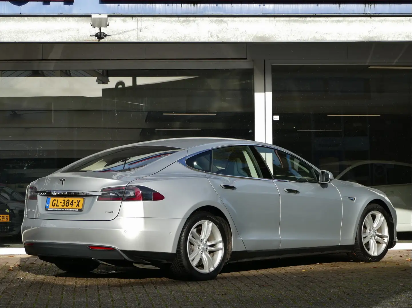 Tesla Model S 70D FREE CHARGE | achteruitrijcamera | all-season- Gris - 2