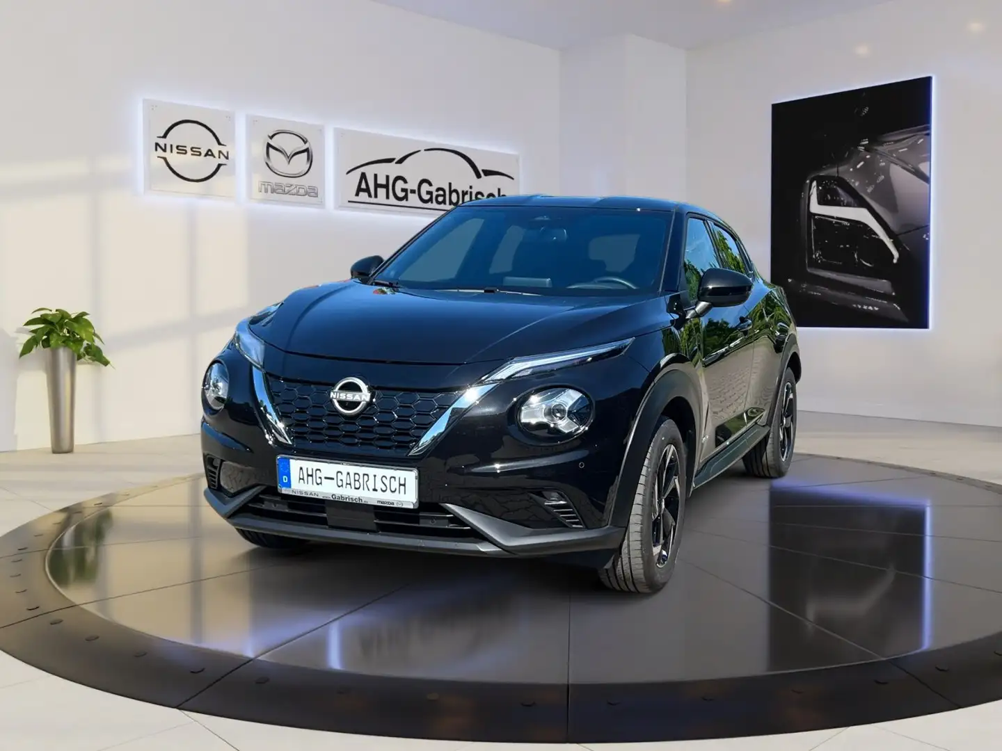 Nissan Juke Hybrid N-Connecta, Navi,  Winter-Paket Schwarz - 1