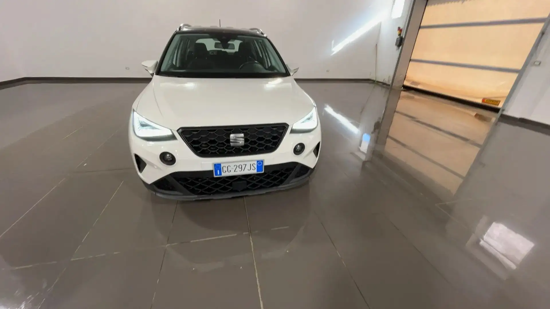 SEAT Arona Arona 1.0 TSI Style 95cv Bianco - 2