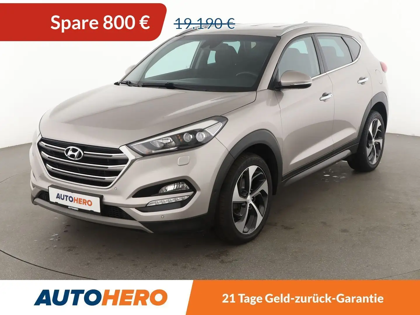 Hyundai TUCSON 2.0 CRDi Premium 4WD Aut*NAVI*TEMPO*CAM*PDC*SHZ* Grau - 1