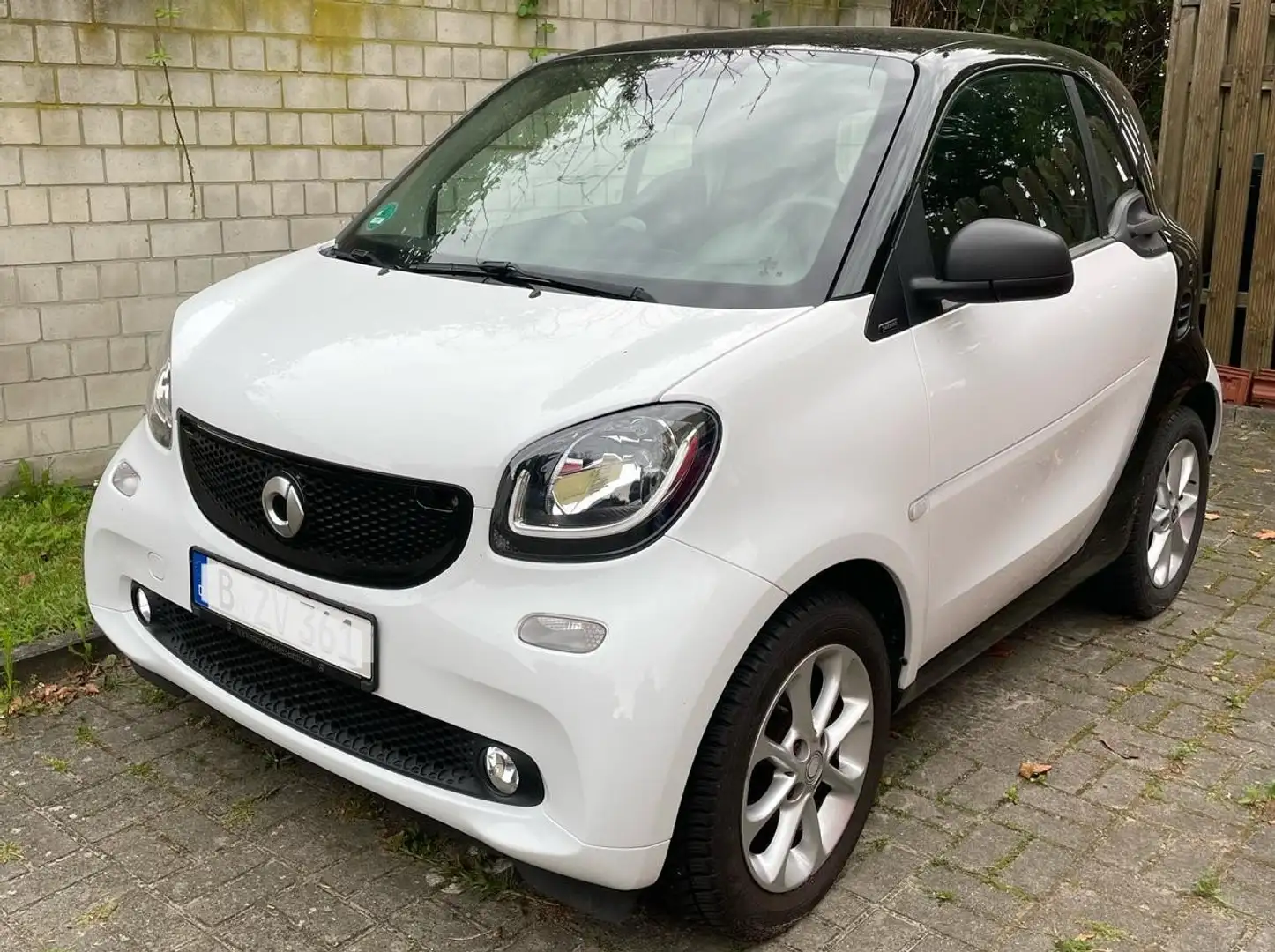 smart forTwo smart fortwo coupe Weiß - 1