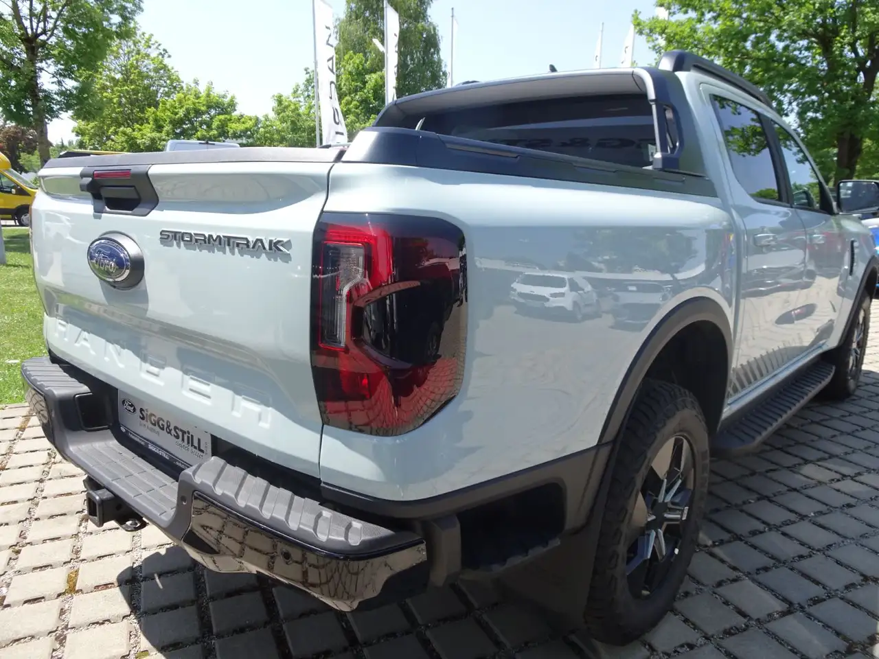 Ford Ranger Stormtrak 2.3 DoKa PHEV MATR-LED*360°*iACC 8