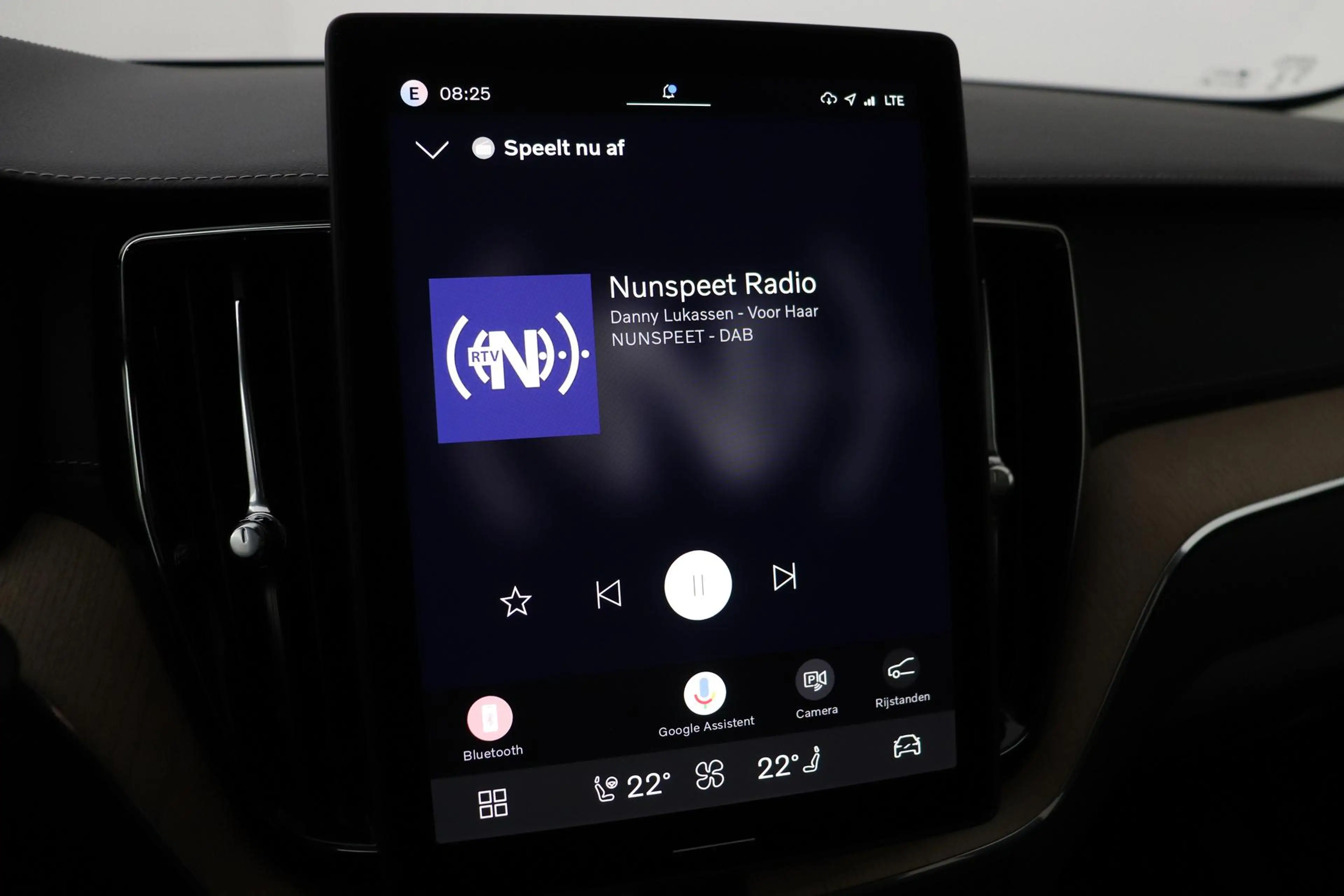 Volvo XC60 T8 Ultra Dark | Luchtvering | Harman/Kardon | Pano — photo 24