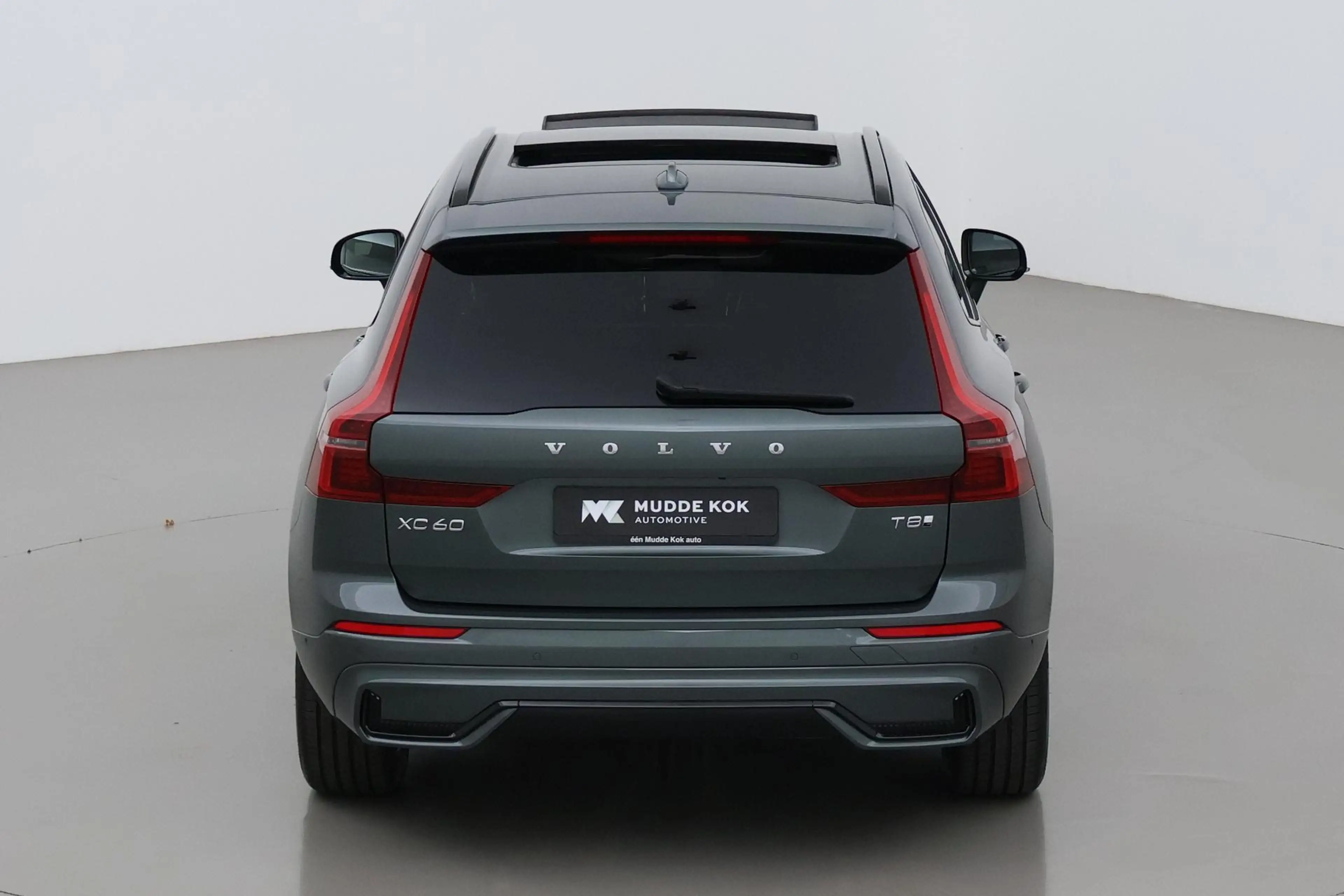 Volvo XC60 T8 Ultra Dark | Luchtvering | Harman/Kardon | Pano — photo 9