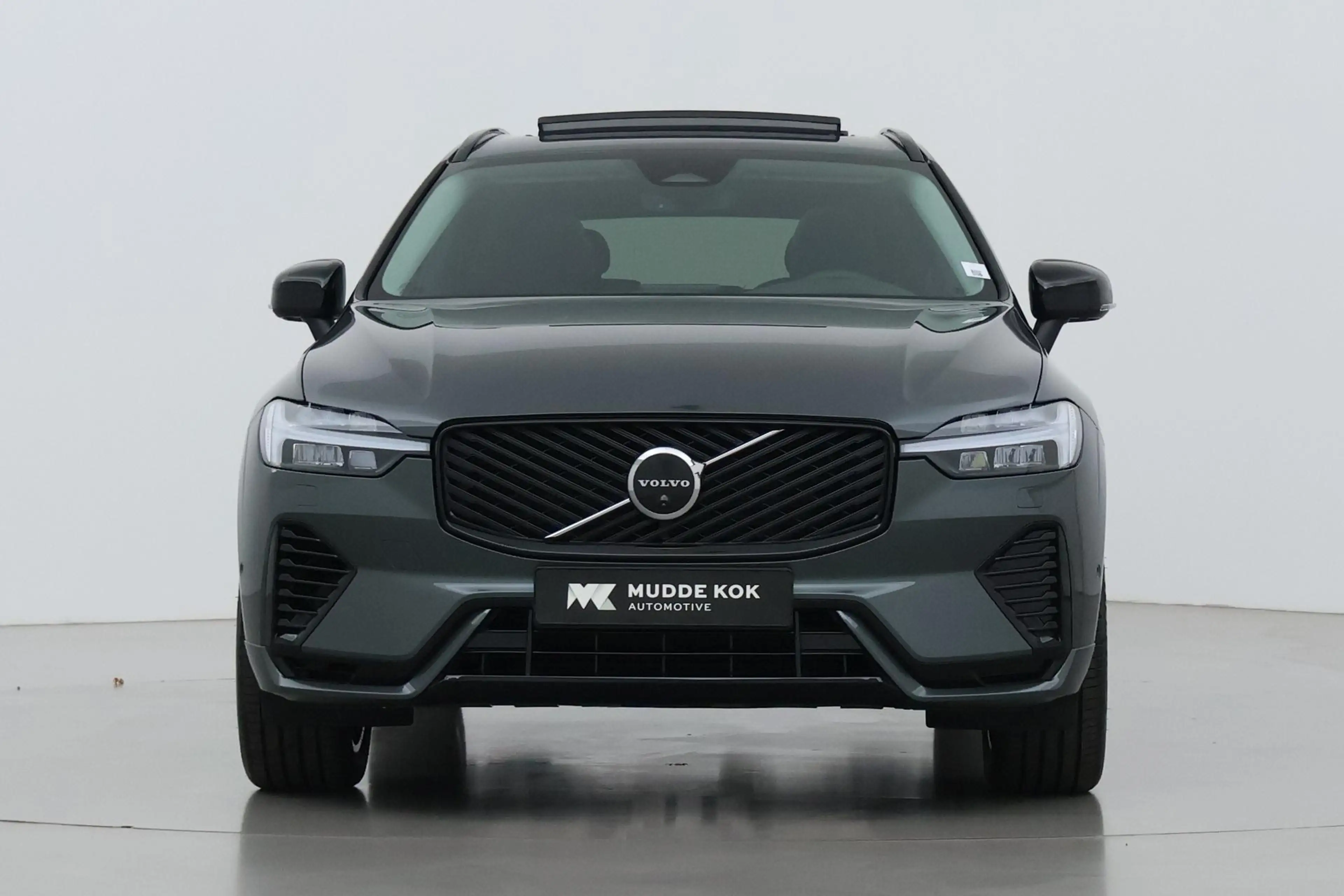 Volvo XC60 T8 Ultra Dark | Luchtvering | Harman/Kardon | Pano — photo 16