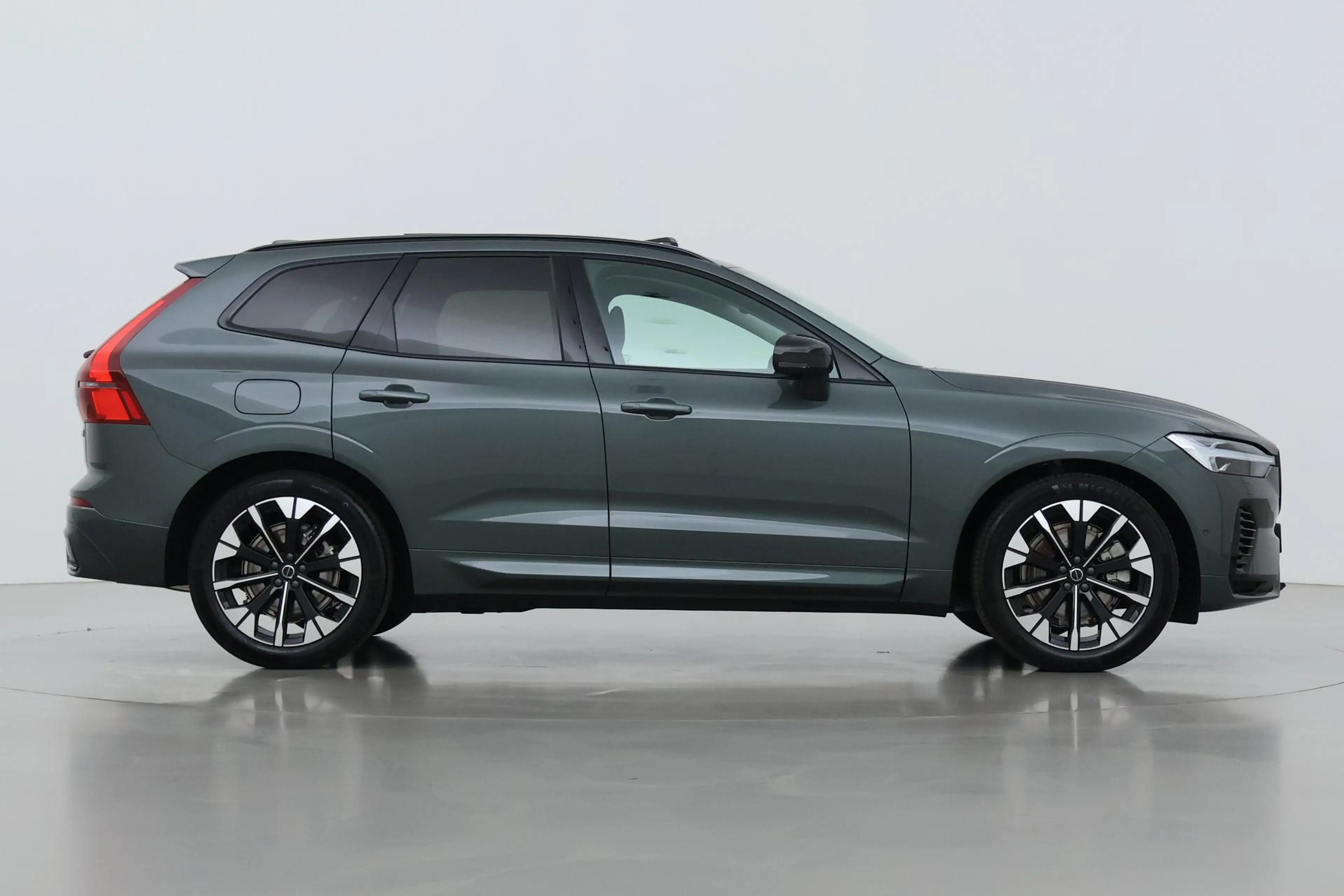 Volvo XC60 T8 Ultra Dark | Luchtvering | Harman/Kardon | Pano — photo 10