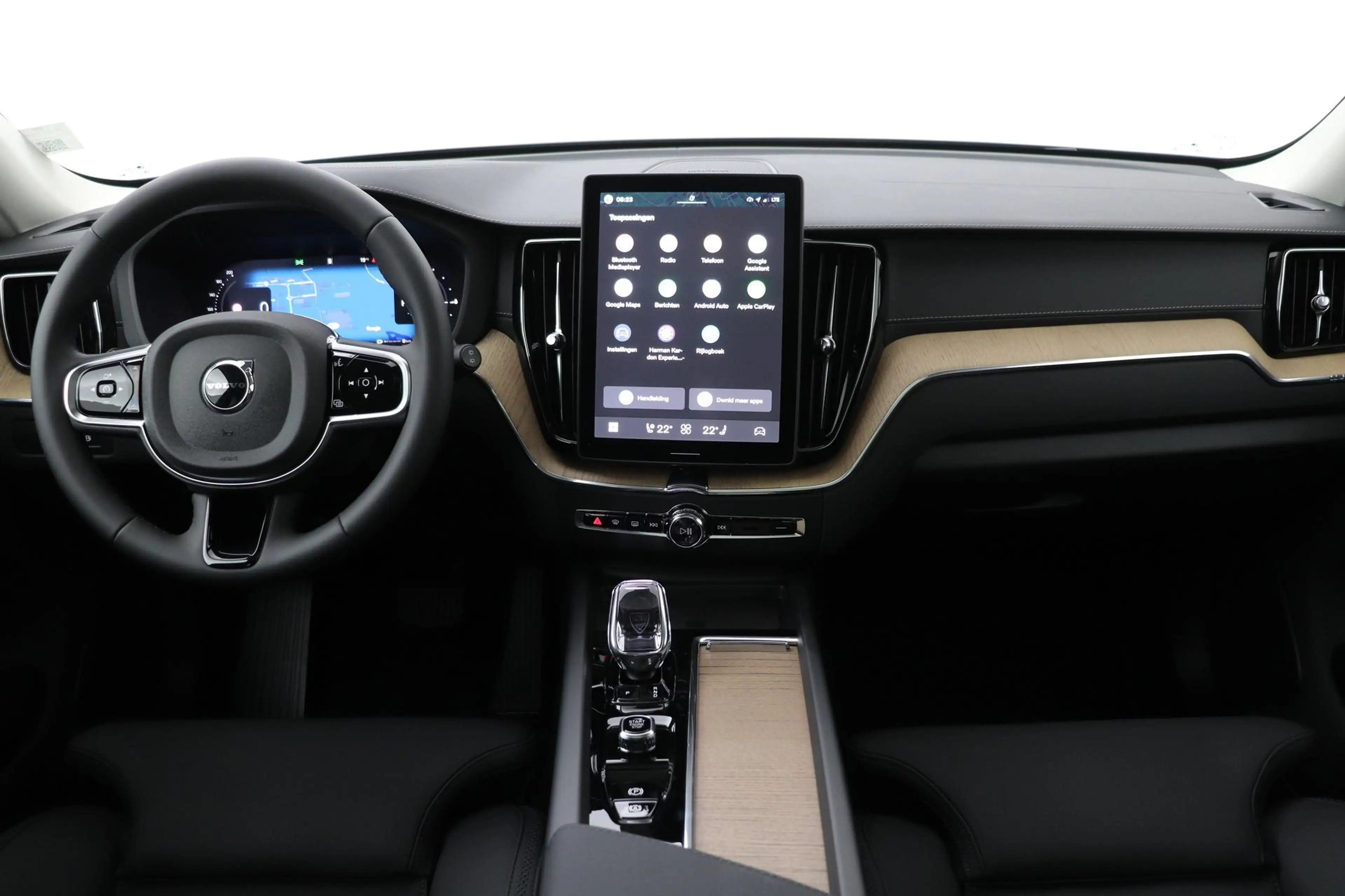 Volvo XC60 T8 Ultra Dark | Luchtvering | Harman/Kardon | Pano — photo 4
