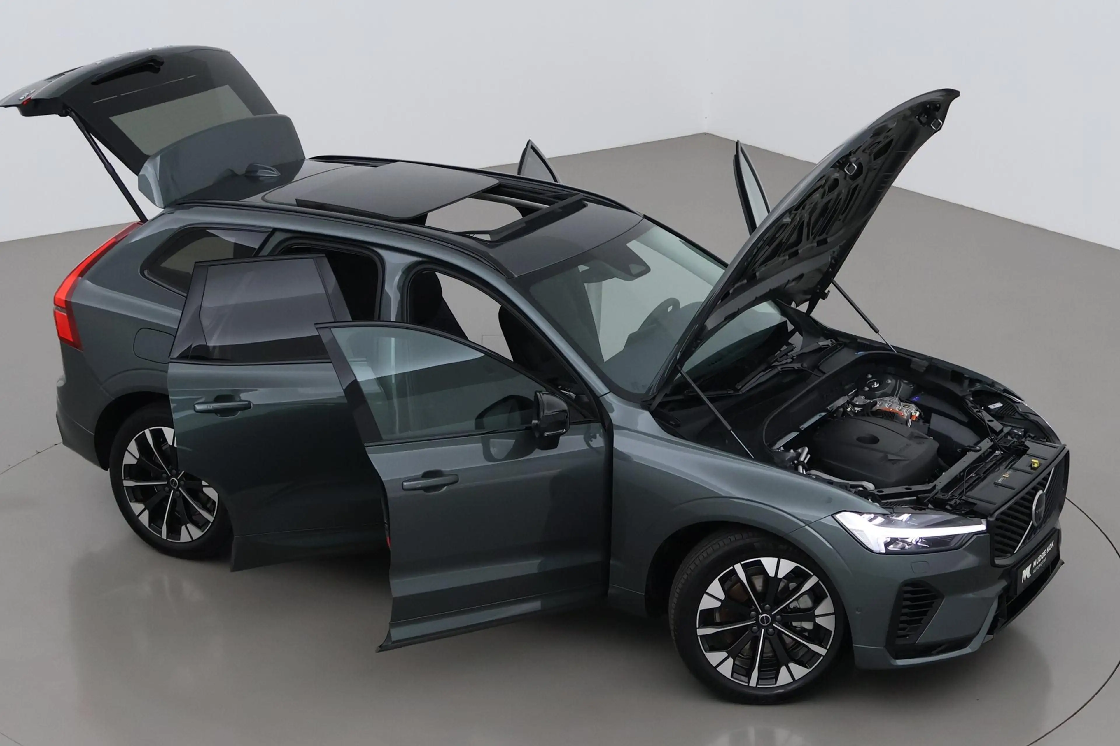 Volvo XC60 T8 Ultra Dark | Luchtvering | Harman/Kardon | Pano — photo 6