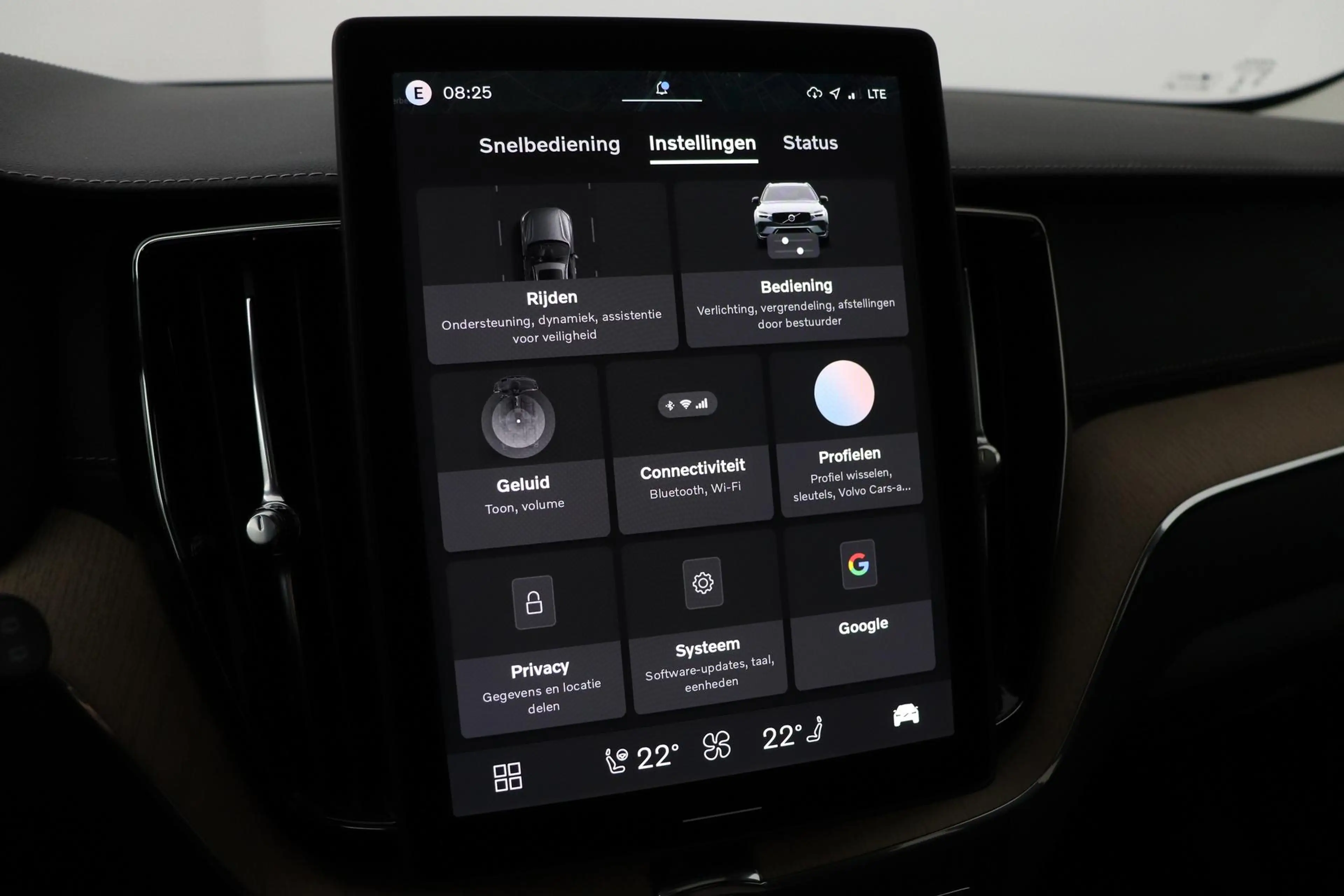 Volvo XC60 T8 Ultra Dark | Luchtvering | Harman/Kardon | Pano — photo 28
