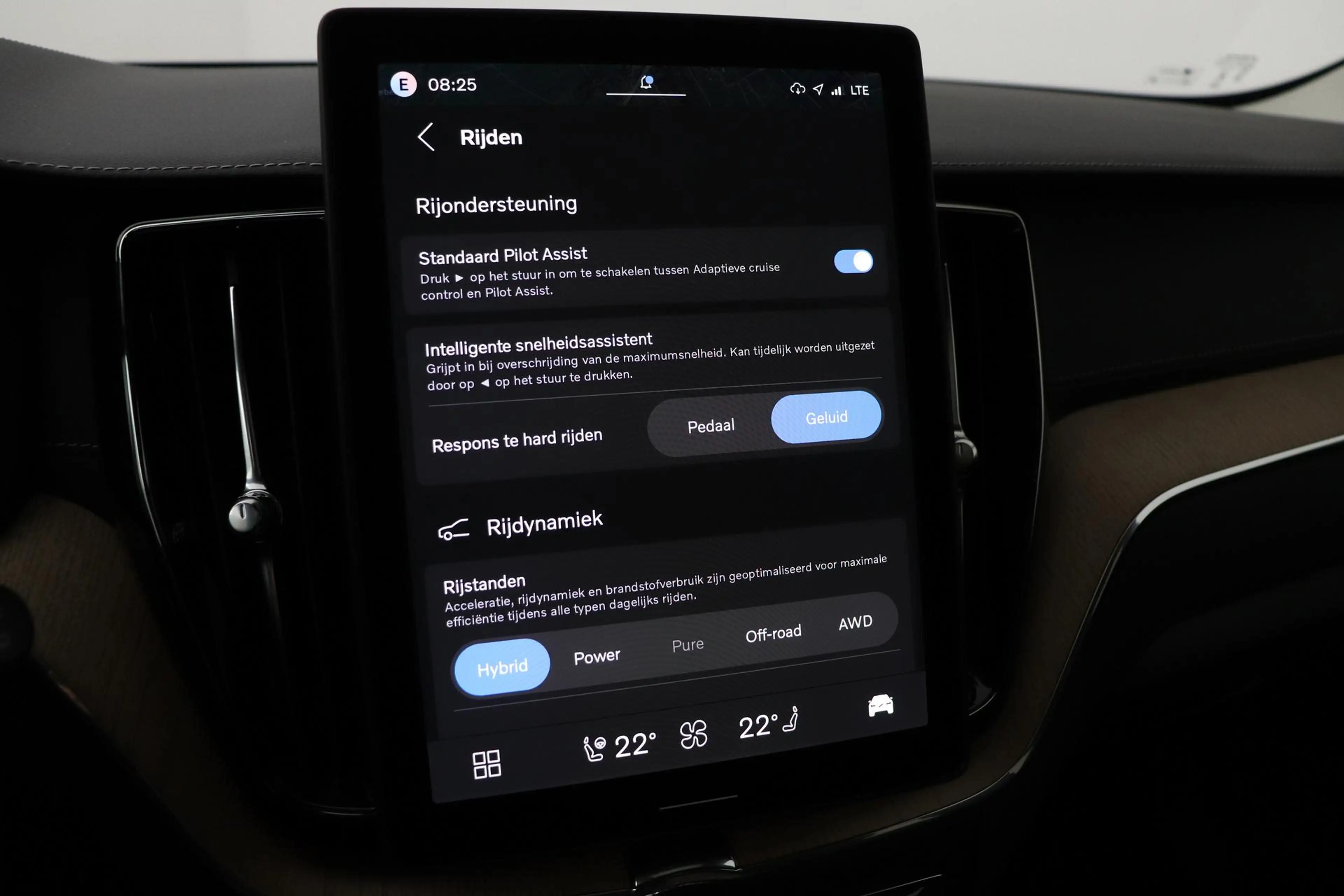 Volvo XC60 T8 Ultra Dark | Luchtvering | Harman/Kardon | Pano — photo 29