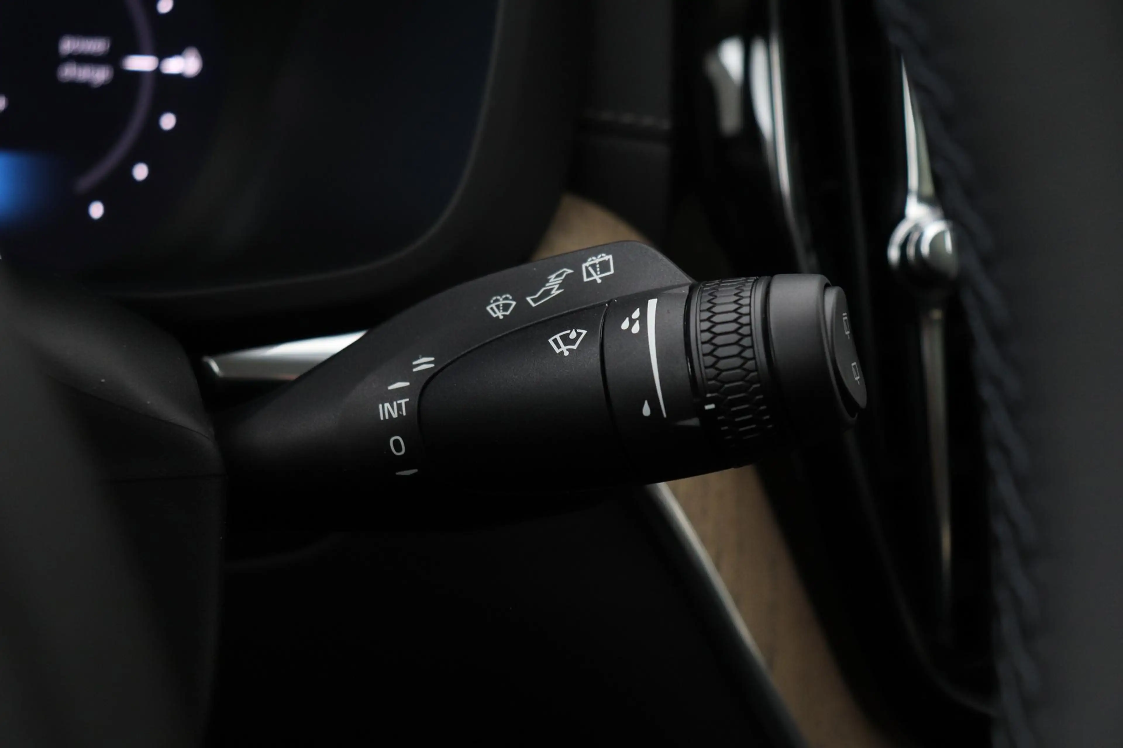 Volvo XC60 T8 Ultra Dark | Luchtvering | Harman/Kardon | Pano — photo 45
