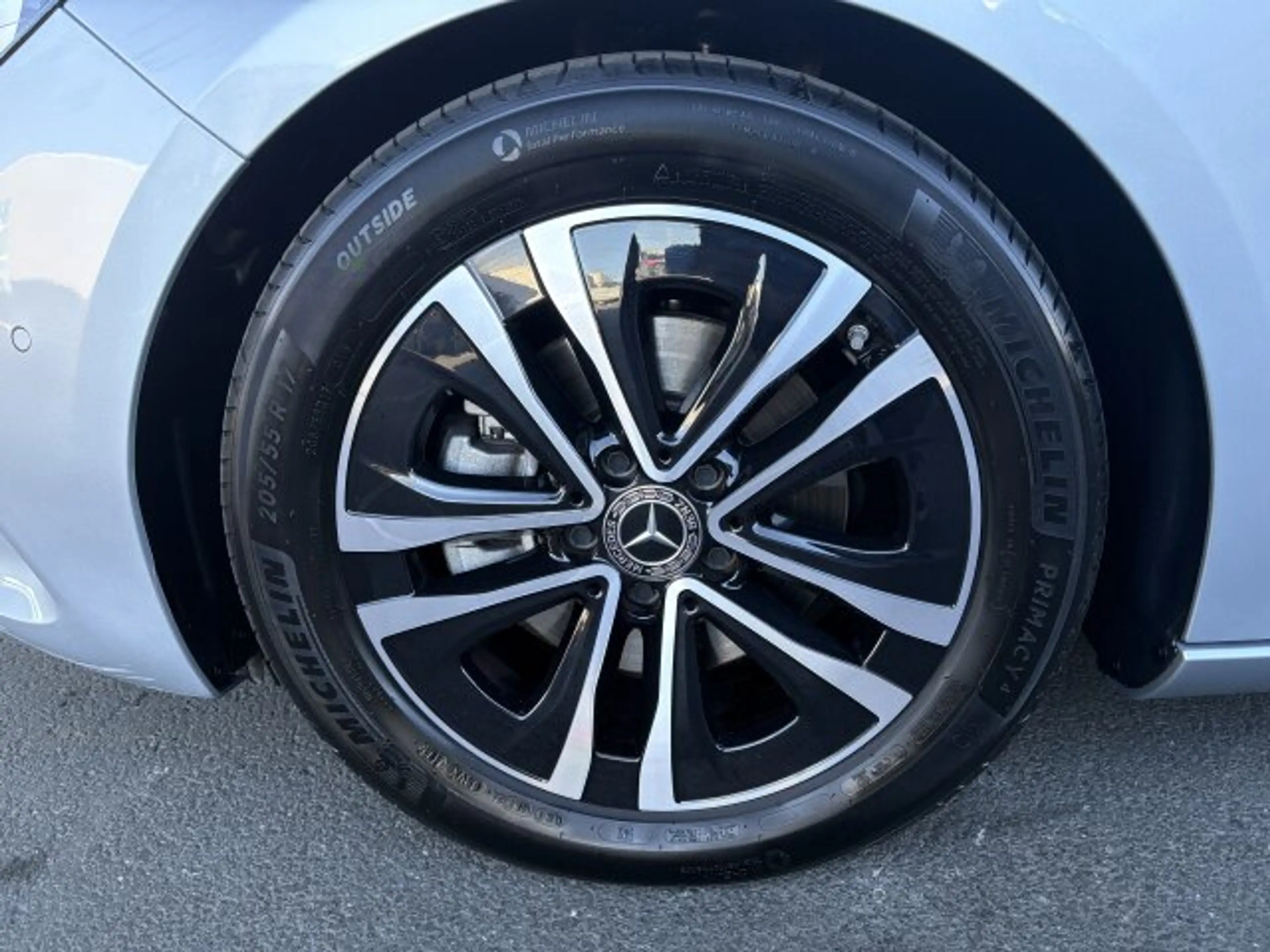 Mercedes-Benz B 200 B 200 ProgressiveAdvanced Leder 360° Distronic — photo 3