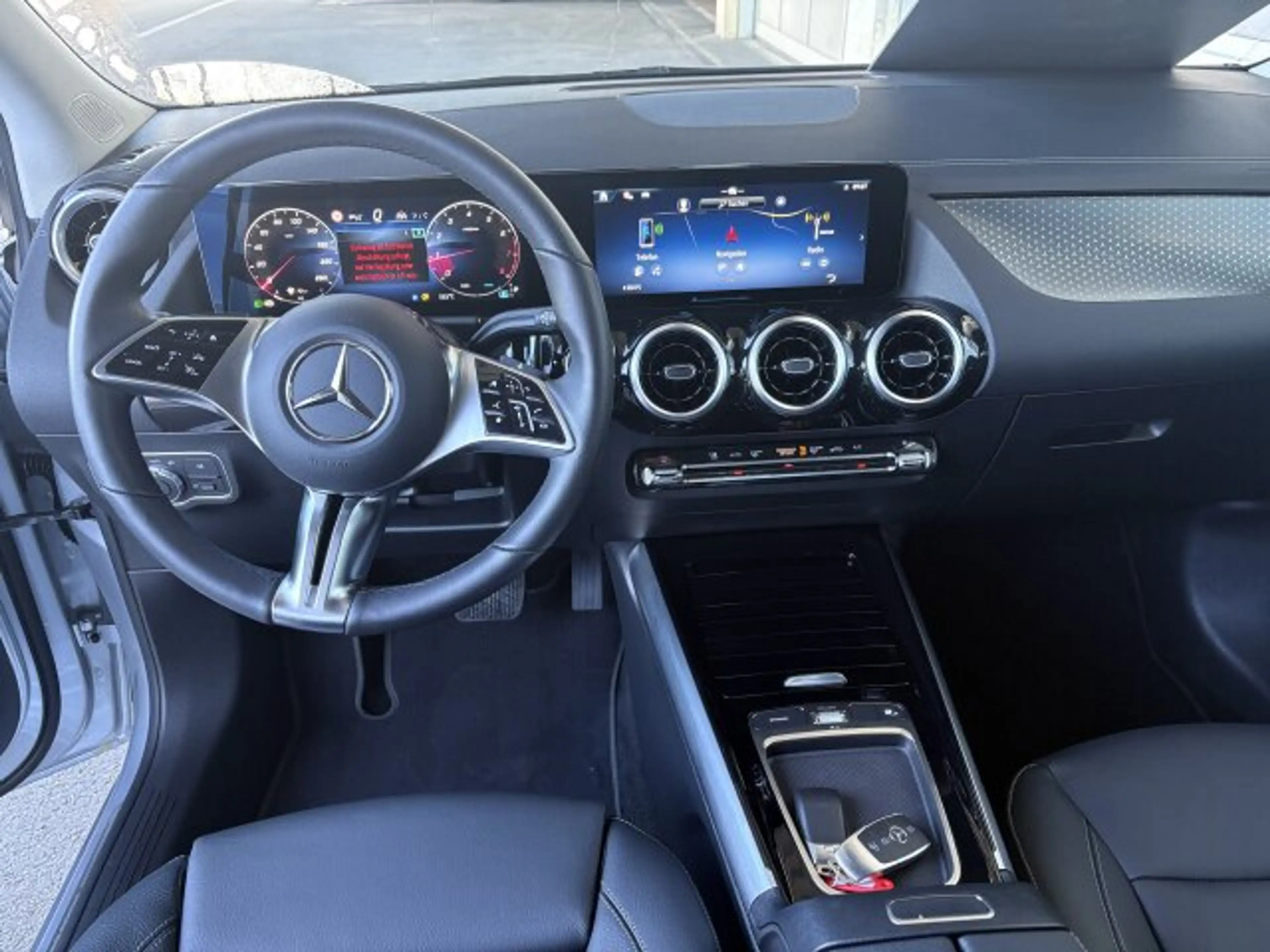 Mercedes-Benz B 200 B 200 ProgressiveAdvanced Leder 360° Distronic — photo 2