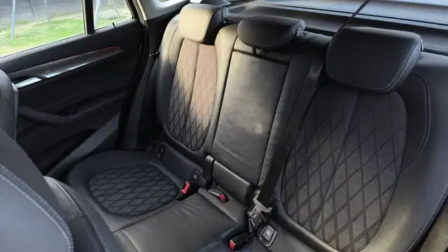 BMW X1 view 9