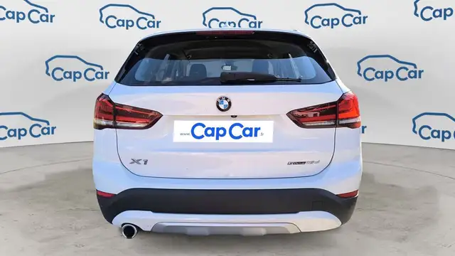 BMW X1 view 3