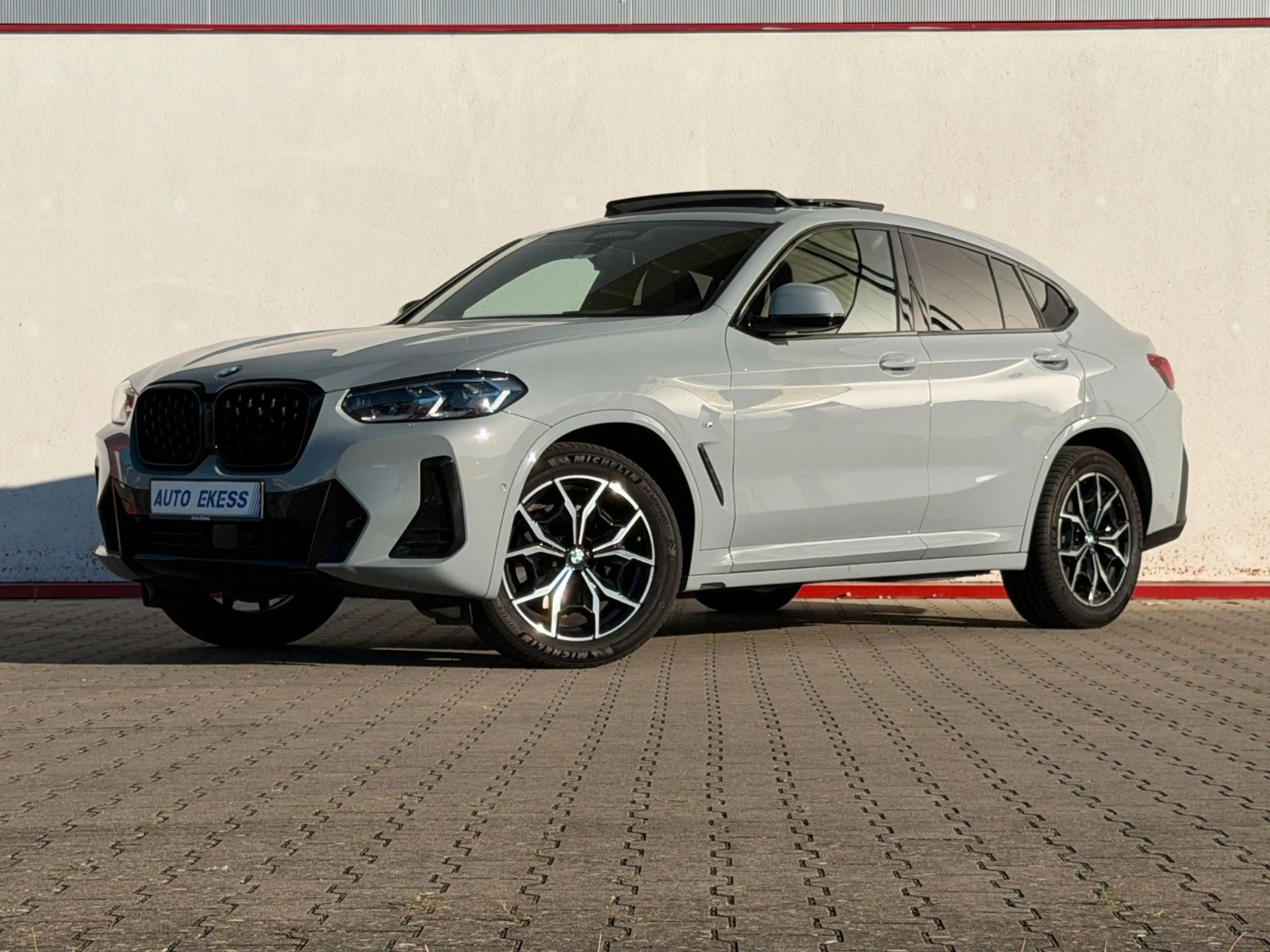 BMW X4 xDrive 30i M Sport HuD*LASER*STANDHZ*ACC*H/K — photo 3