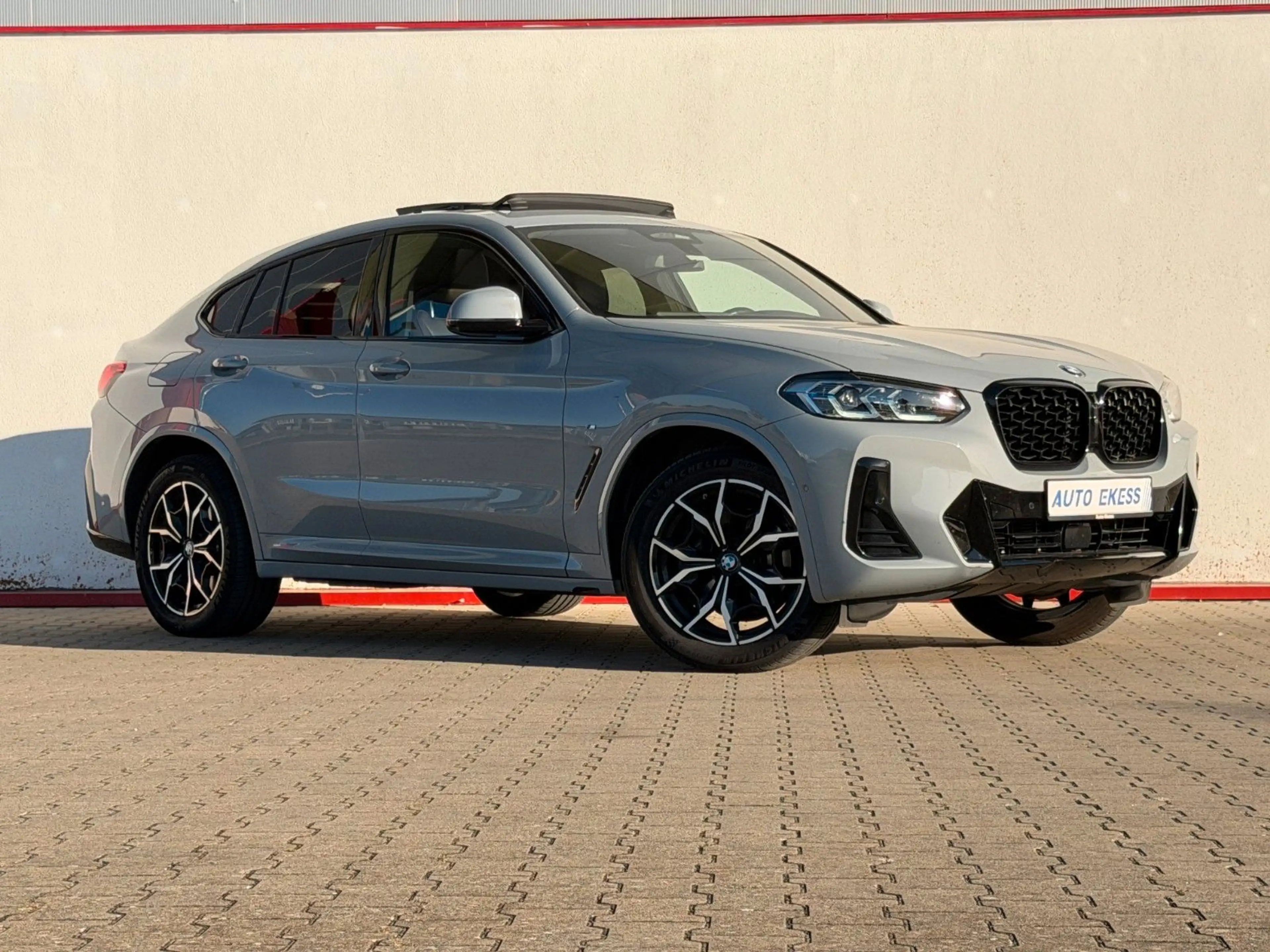 BMW X4 xDrive 30i M Sport HuD*LASER*STANDHZ*ACC*H/K