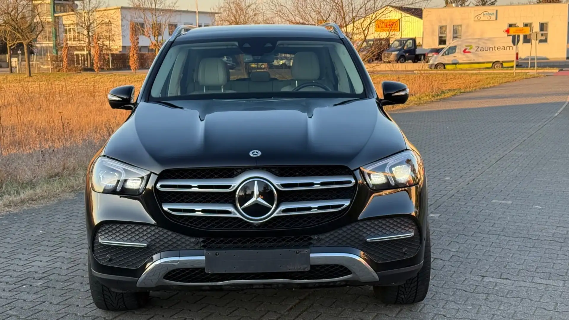 Mercedes-Benz GLE 350 GLE350e 4Matic*PANO*ACC*MASSAGE*360°KAMERA*LEDER Schwarz - 2