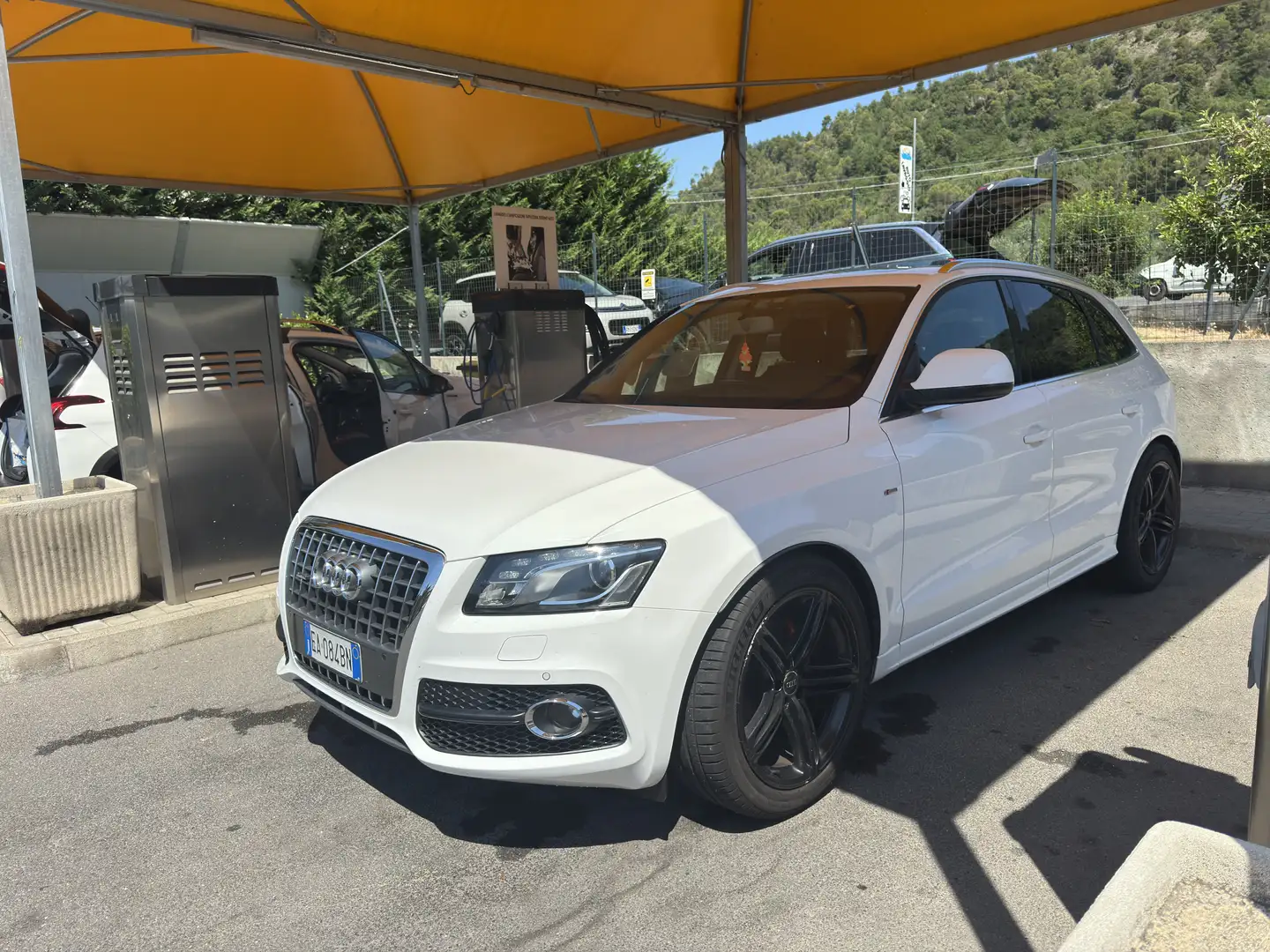 Audi Q5 Audi q5 2.0 tdi quattro 143cv dpf Alb - 2