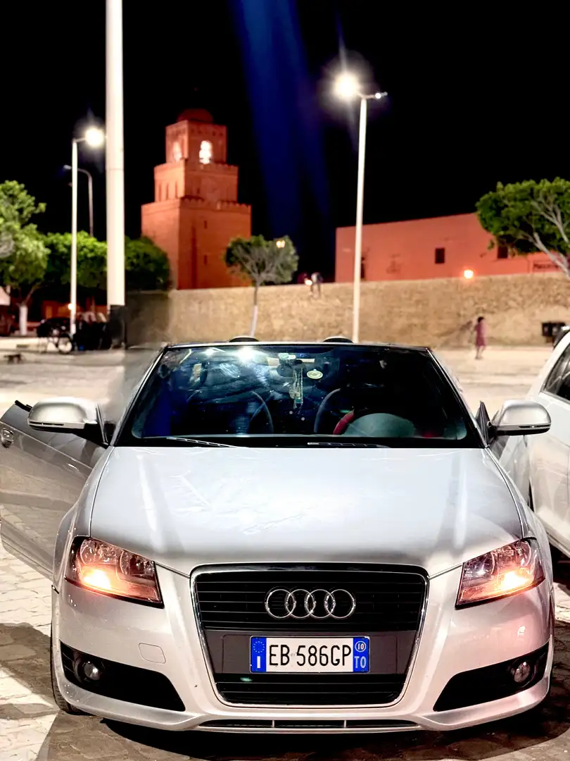 Audi A3 Cabrio 1.6 tdi Ambition - 2