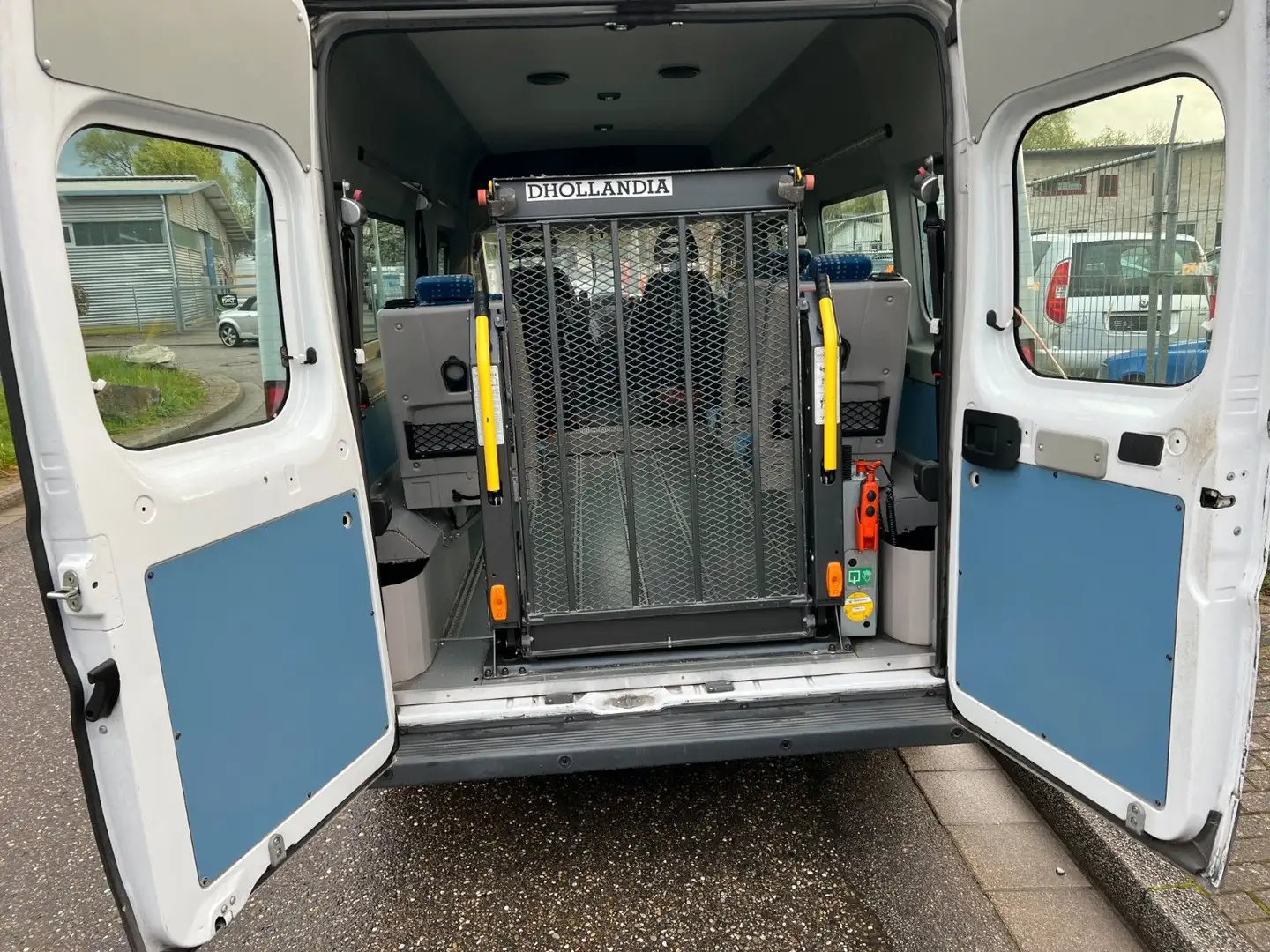 Fiat Ducato *9 SITZE*Handicape*Behindertengerecht* Bílá - 2
