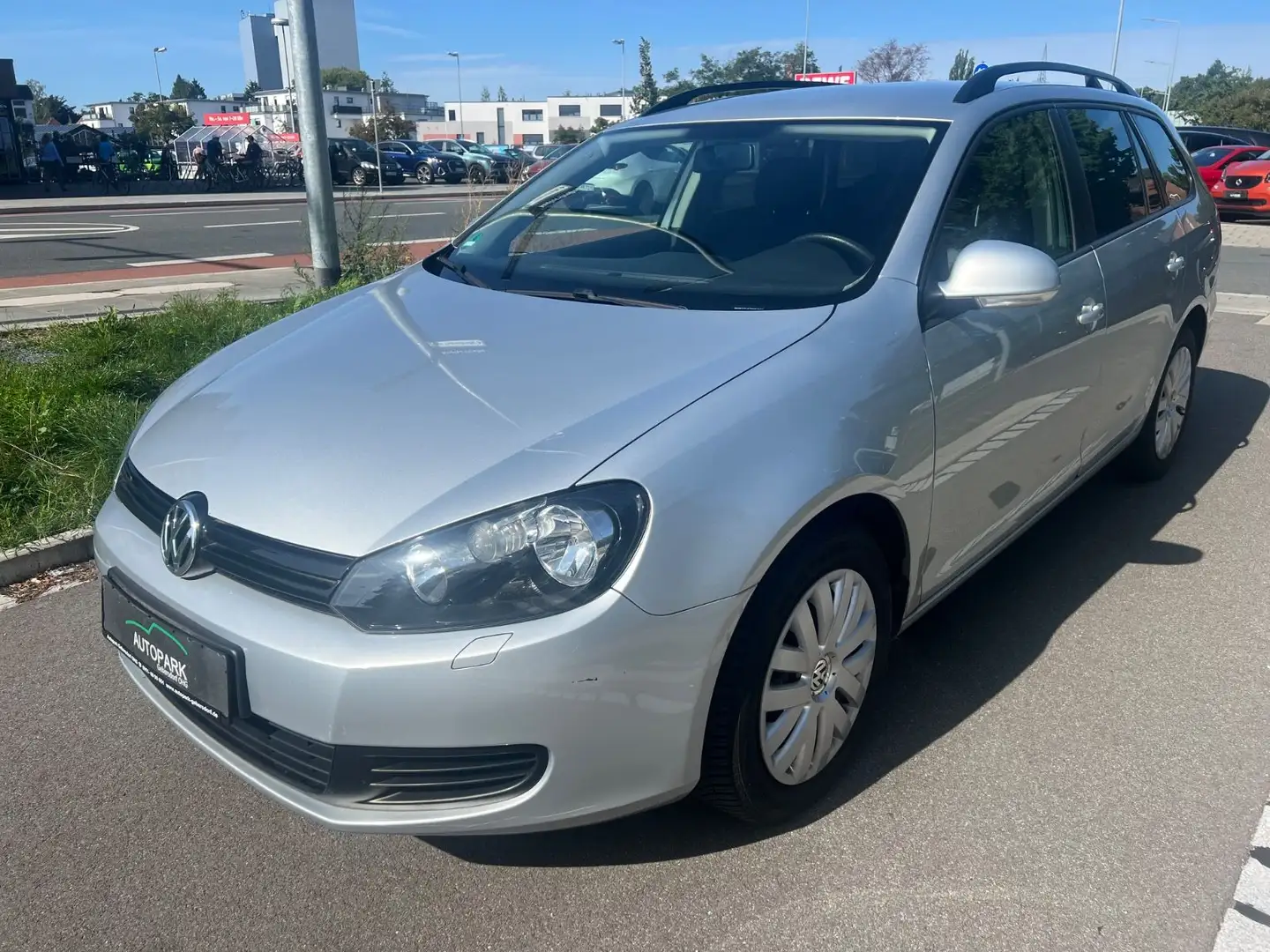 Volkswagen Golf VI Variant/4Motion/Klima/SHZ/PDC/Navi/ANHK Argent - 1