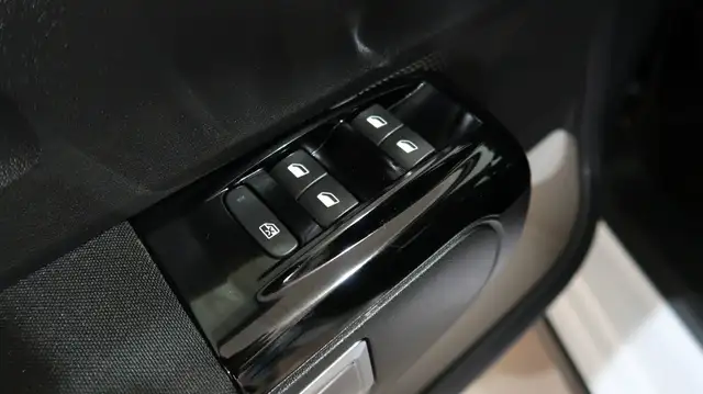 Citroen C3 view 26