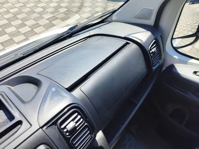 Peugeot Boxer view 27