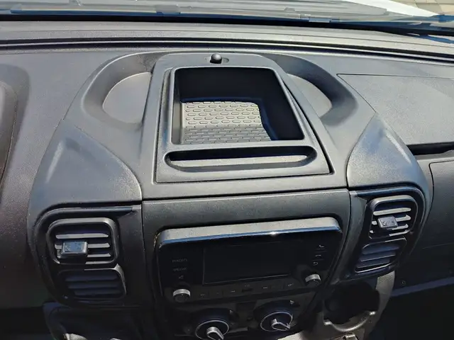 Peugeot Boxer view 21
