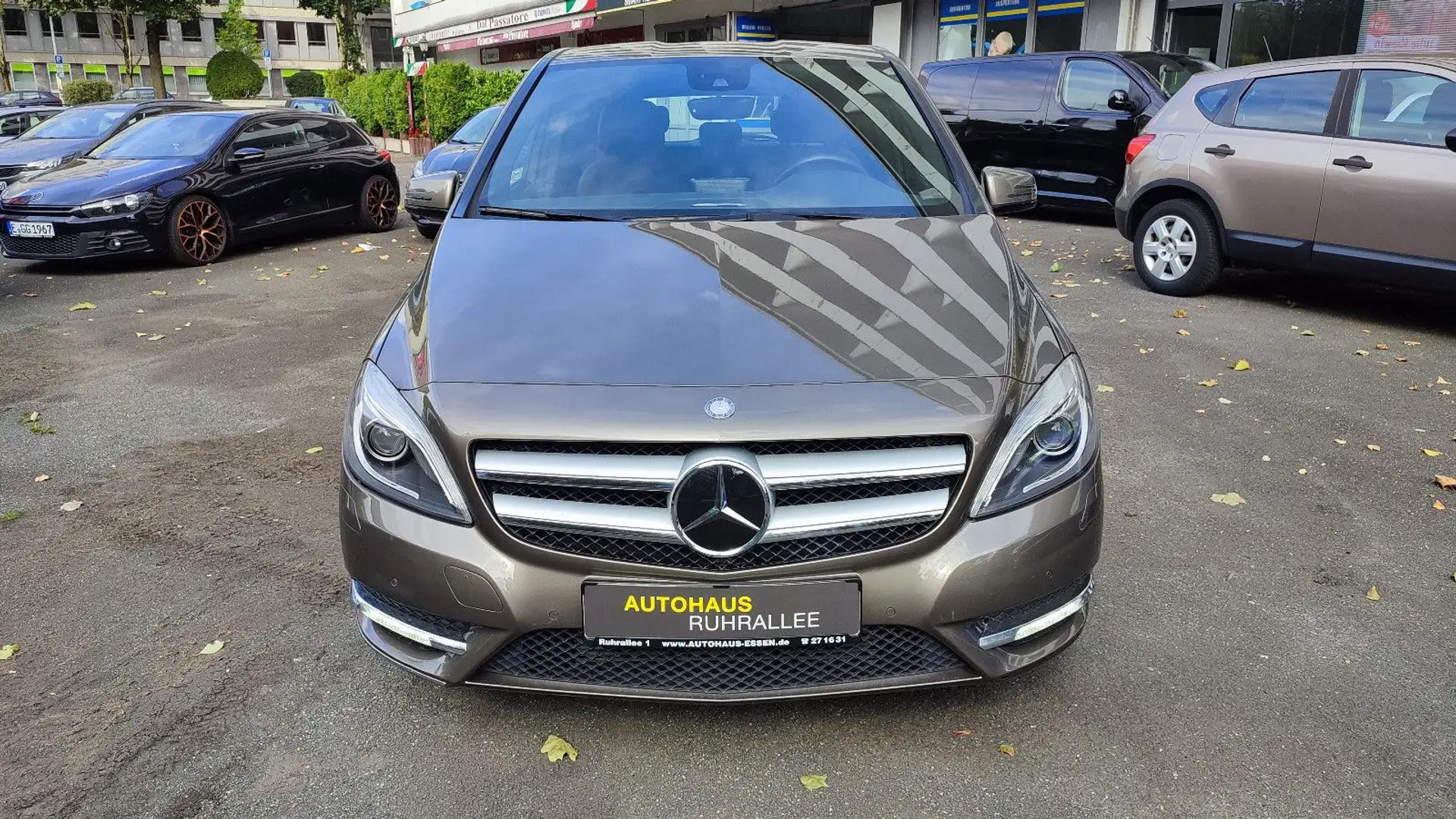 Mercedes-Benz B 200 Navi, Autom., Leder, erst 57 TKM, Scheckh. Braun - 2