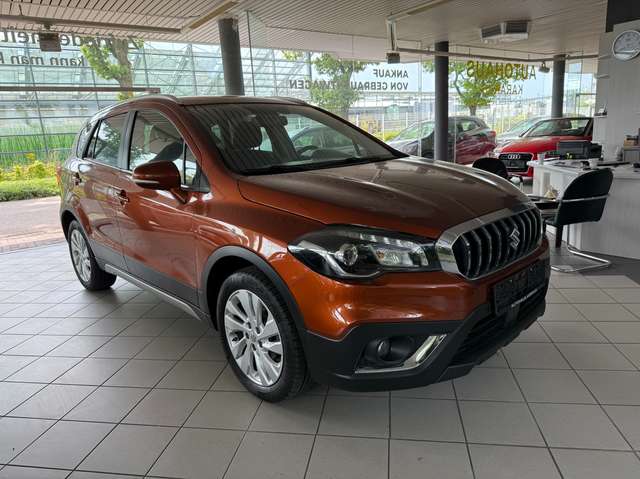 Imagine Suzuki SX4 S-Cross Club Aut. Navi/Carplay/RFK/Keyless/LED