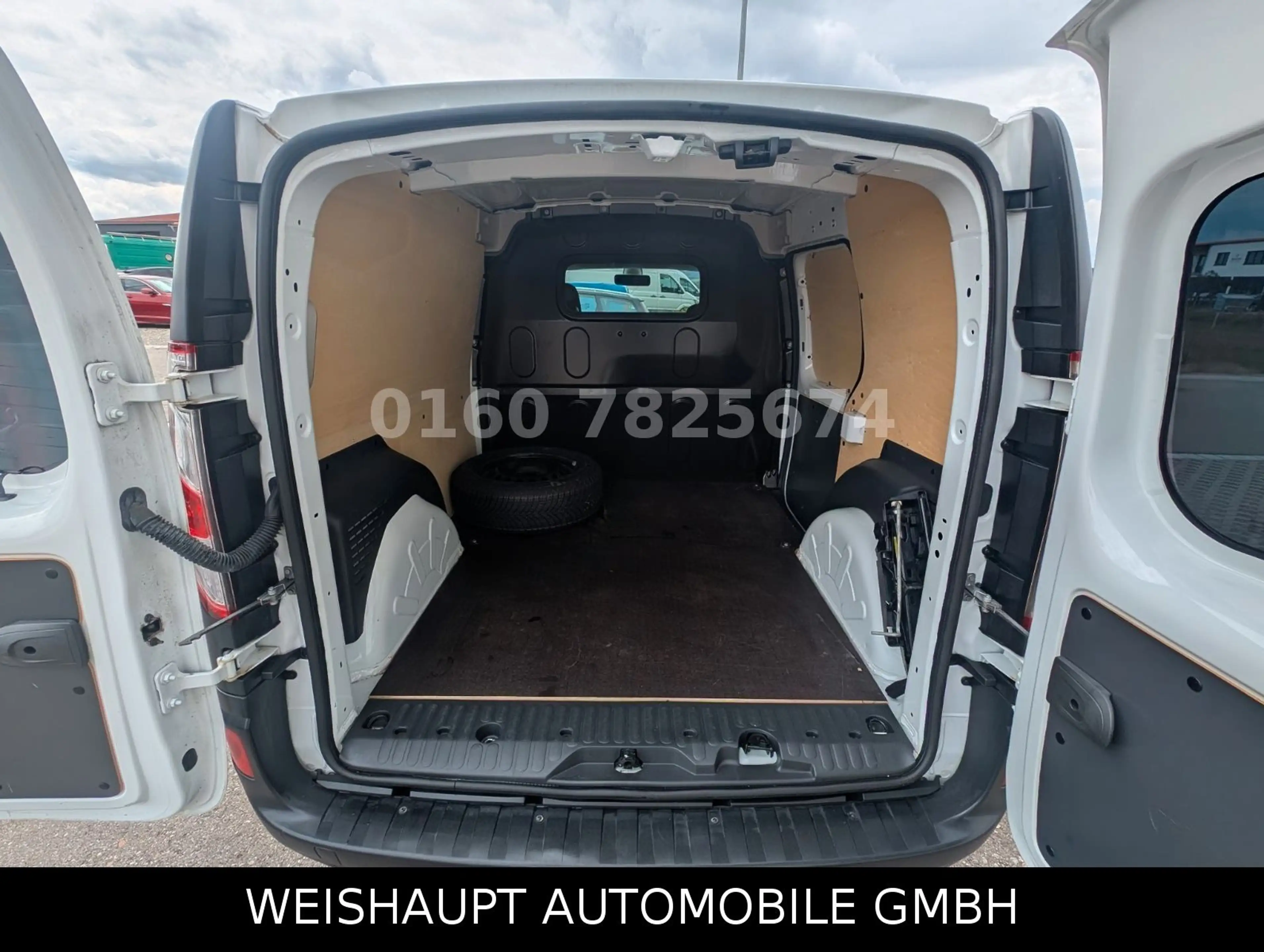 Renault Kangoo Rapid Extra Klima-Nebels.Holzb.- 1.Hand — photo 8