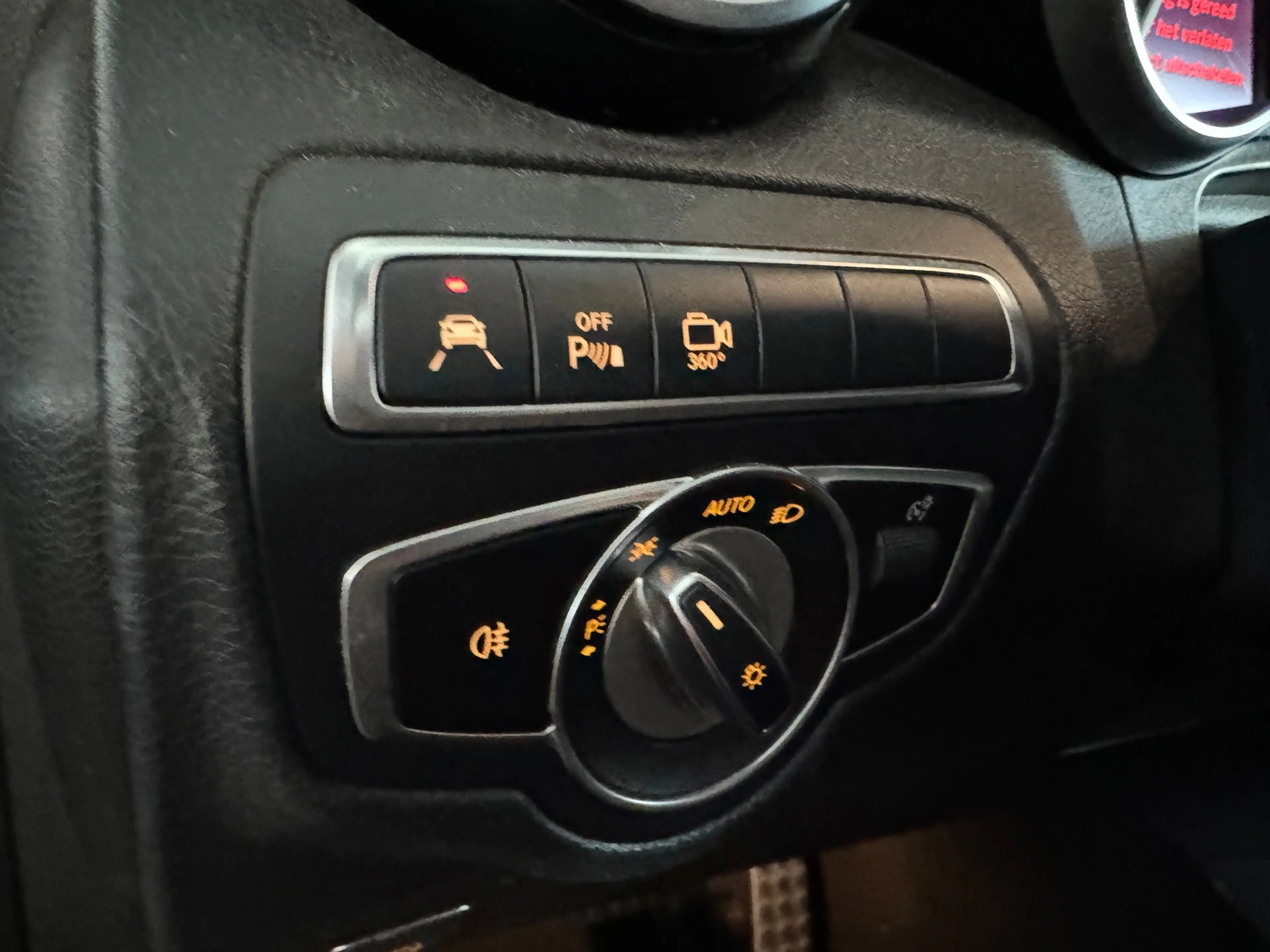 Mercedes-Benz GLC 350 350e 4MATIC Premium Plus — photo 13