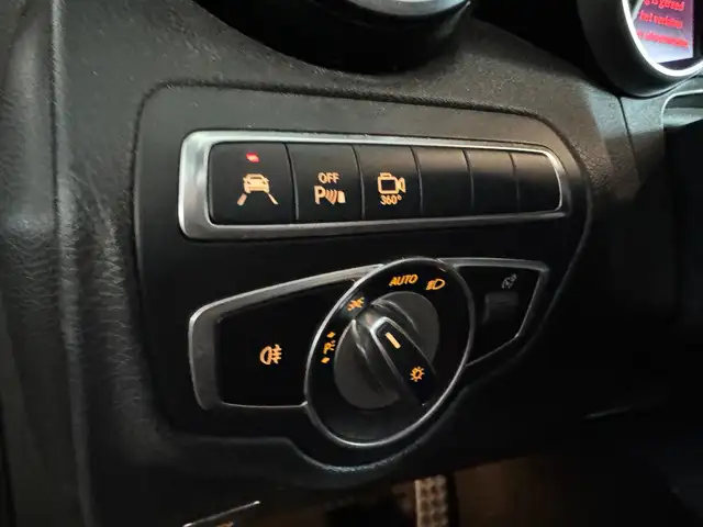Mercedes-Benz GLC view 13