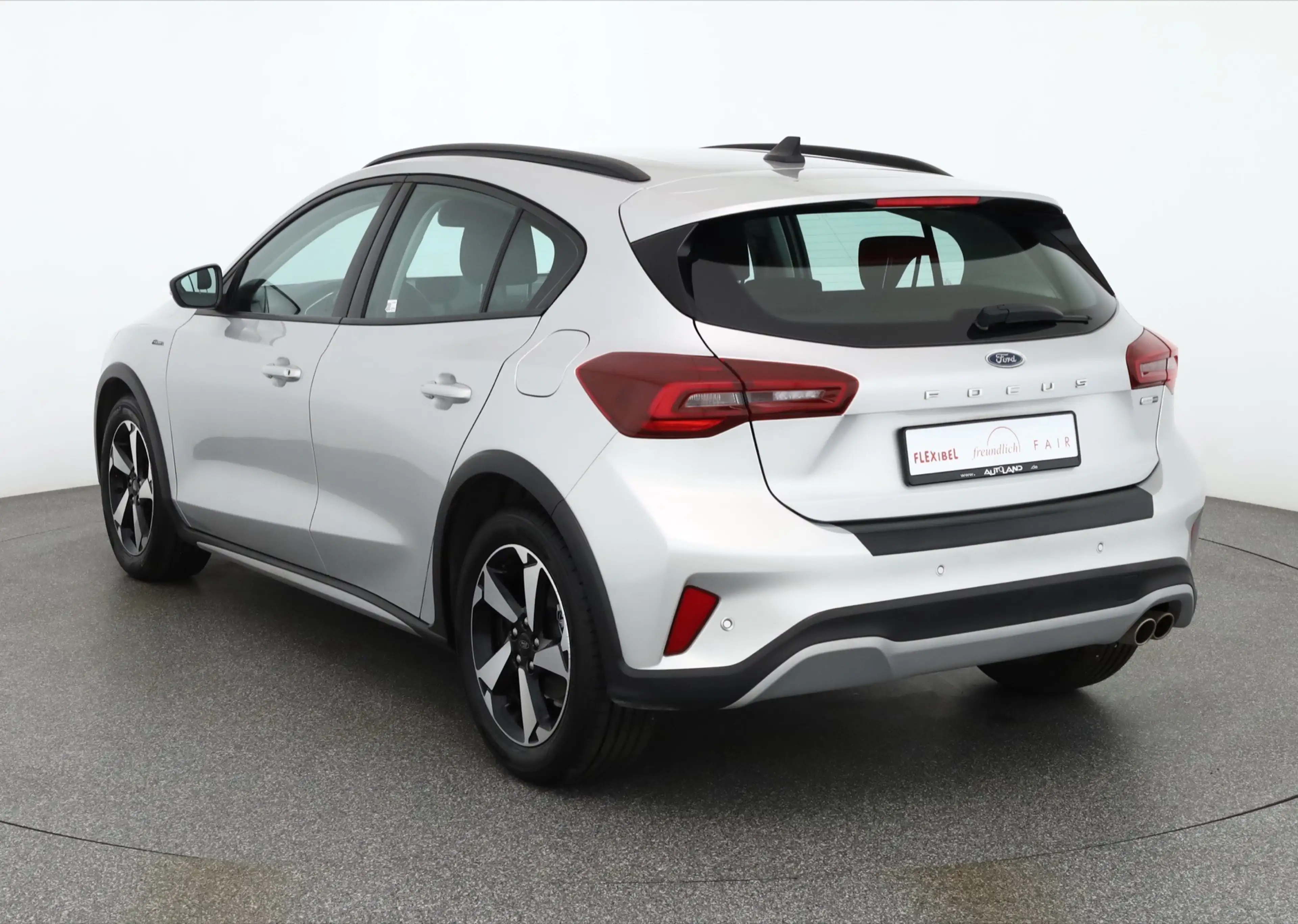 Ford Focus Active 1.0 EB Aut. LED Navi Winter — photo 3