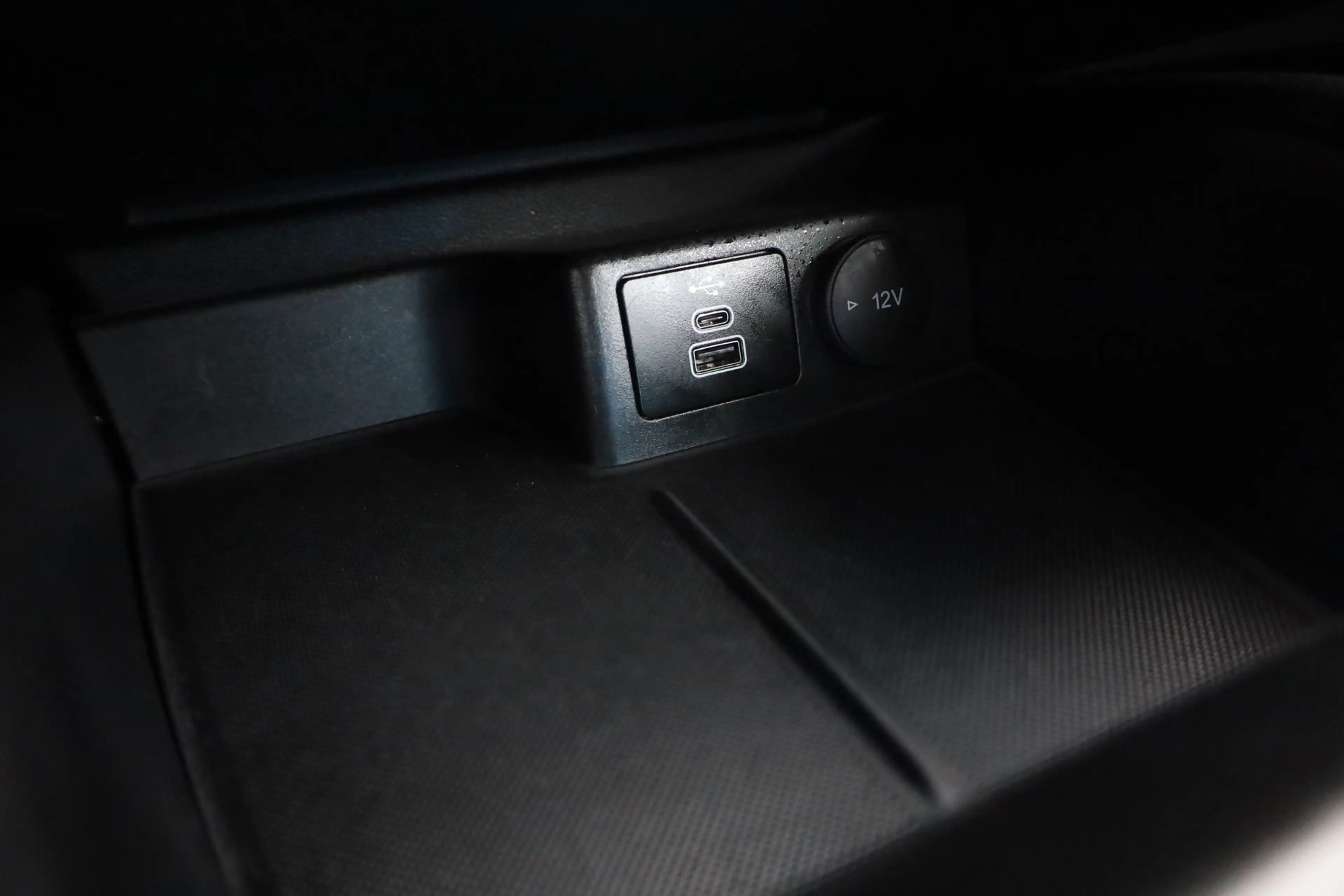 Ford Focus Active 1.0 EB Aut. LED Navi Winter — photo 12