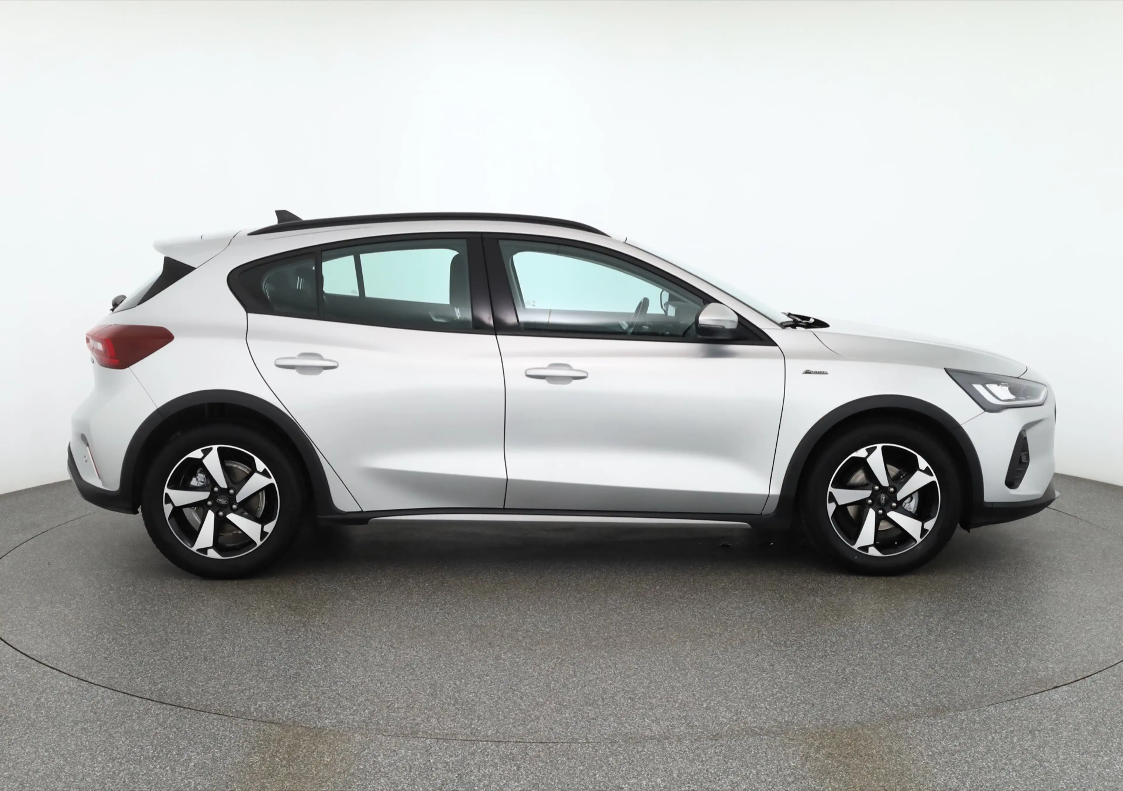 Ford Focus Active 1.0 EB Aut. LED Navi Winter — photo 6