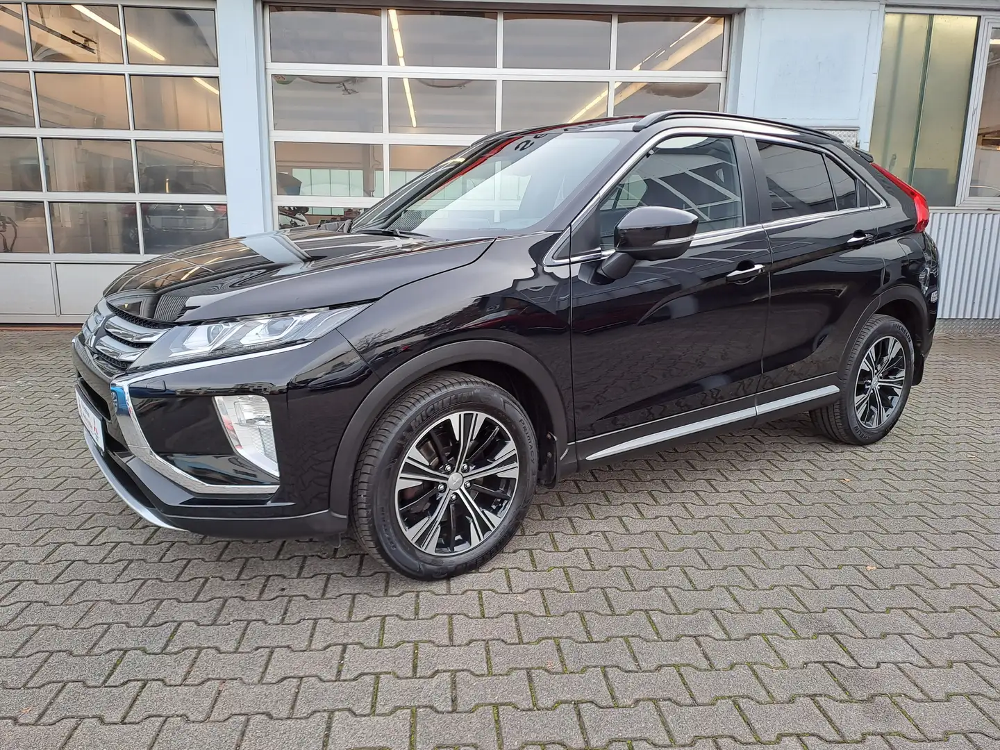 Mitsubishi Eclipse Cross Active+ 4WD Negro - 2