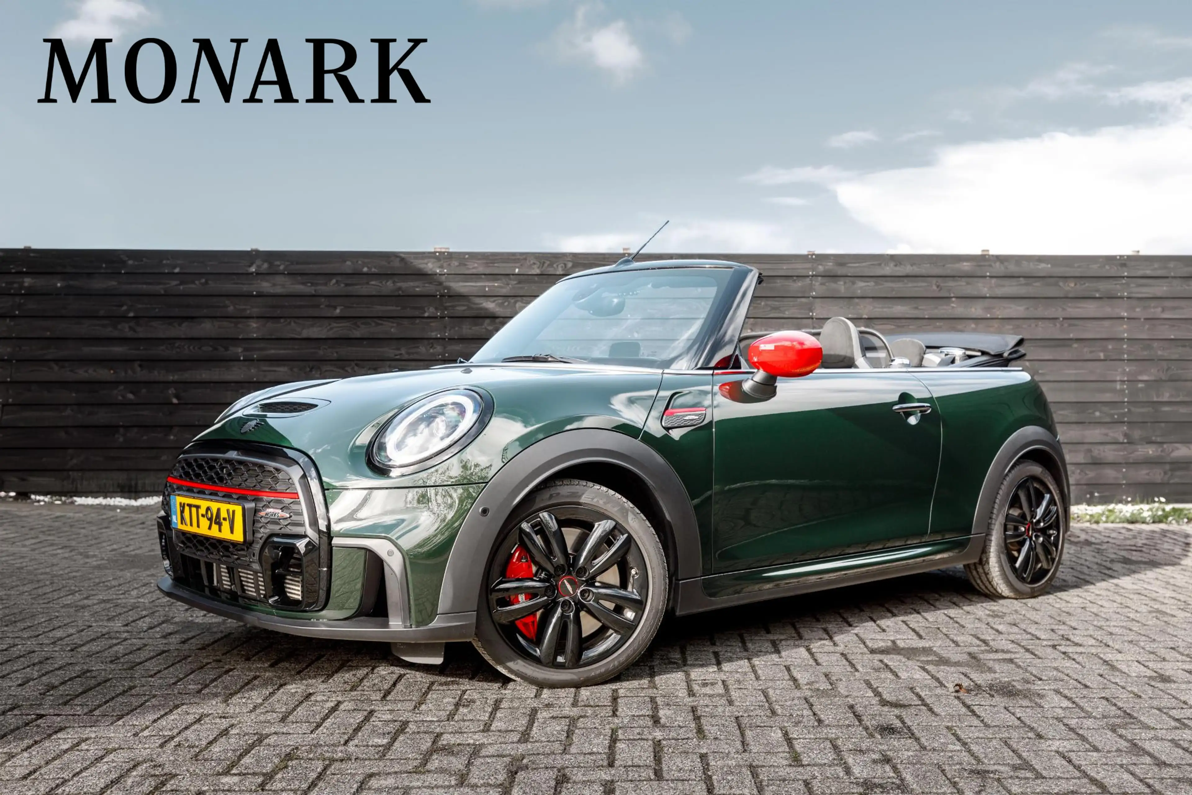 MINI John Cooper Works Cabrio 2.0 JCW Pack
