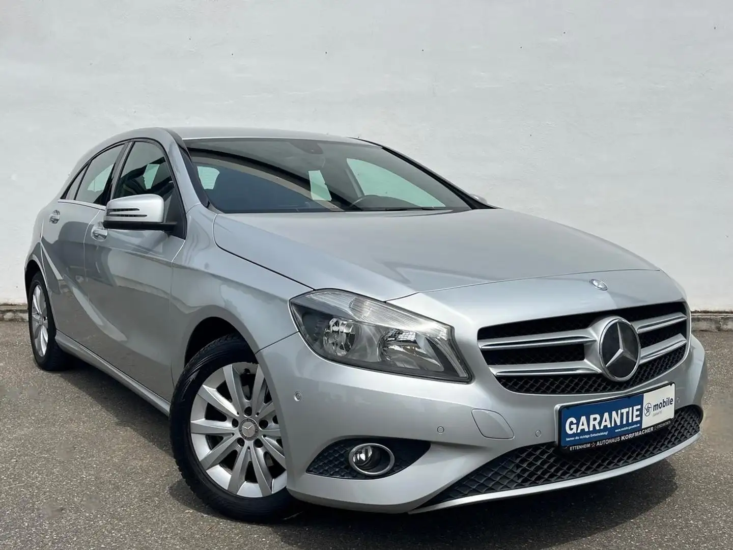 Mercedes-Benz A 180 CDI Style BlueEfficiency NAVI SITZHZG PDC V/H TEIL Zilver - 2