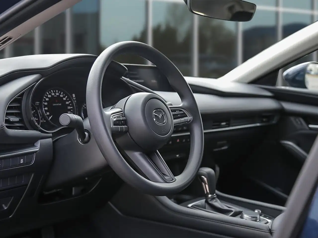 Mazda 3 снимка Mazda 3