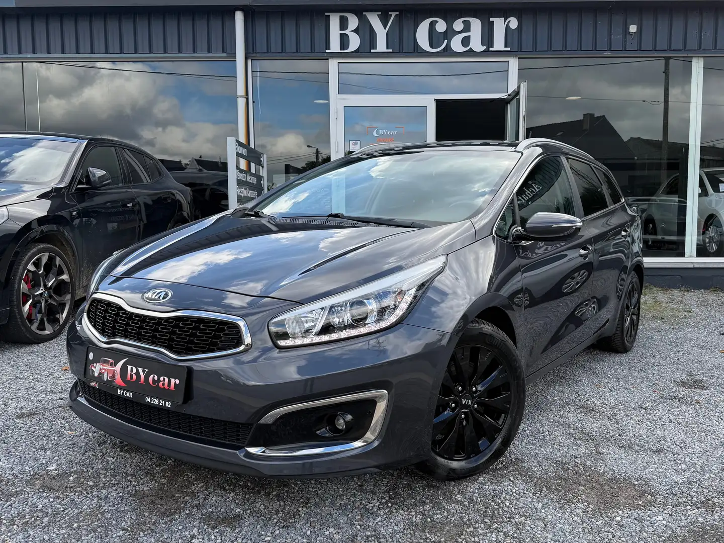 Kia Ceed SW / cee'd SW 1.4i *GARANTIE 2 ANS* 50.000KM Gris - 1