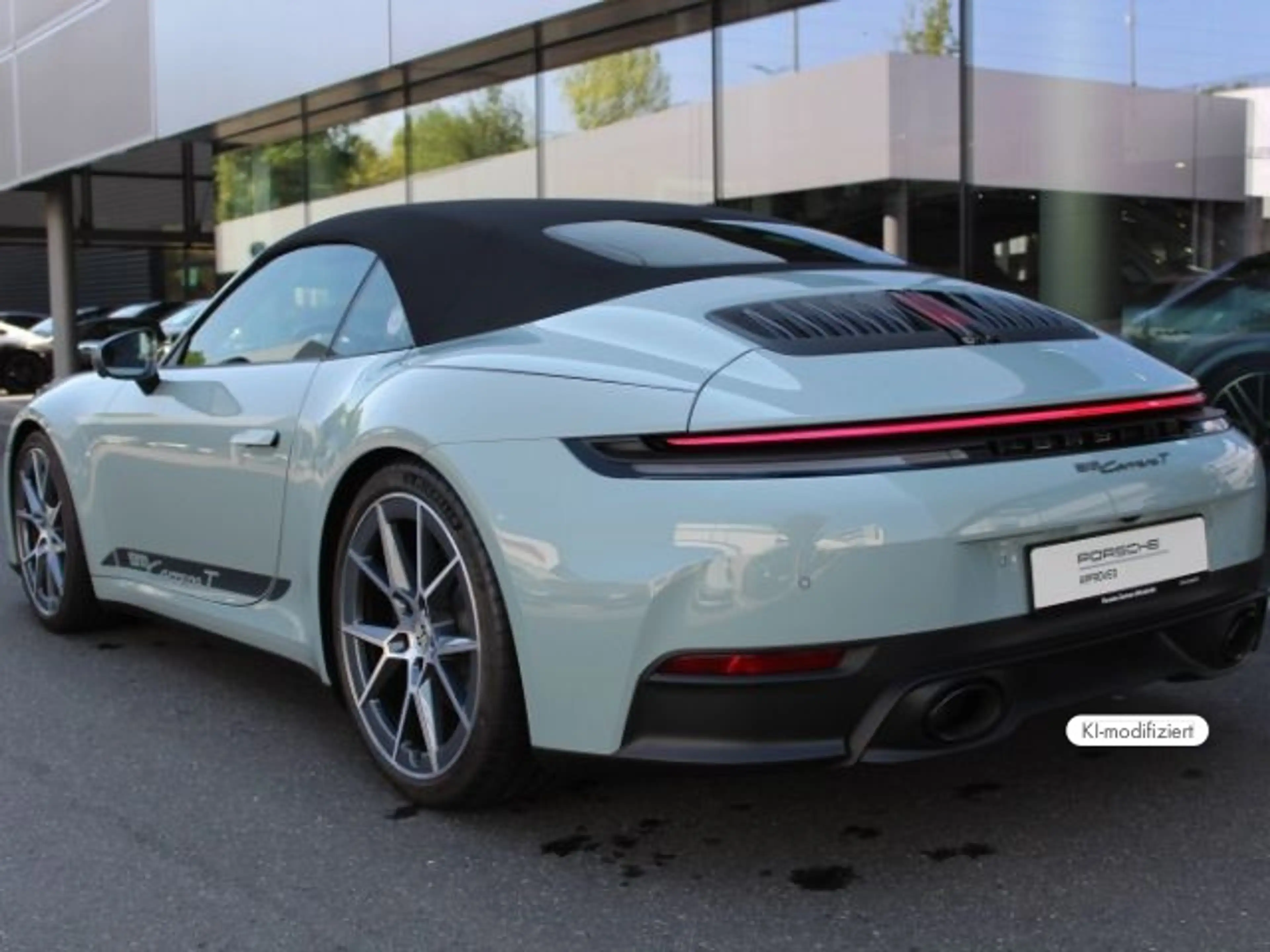 Porsche 992 -2 (911) Carrera T Cabriolet — photo 3