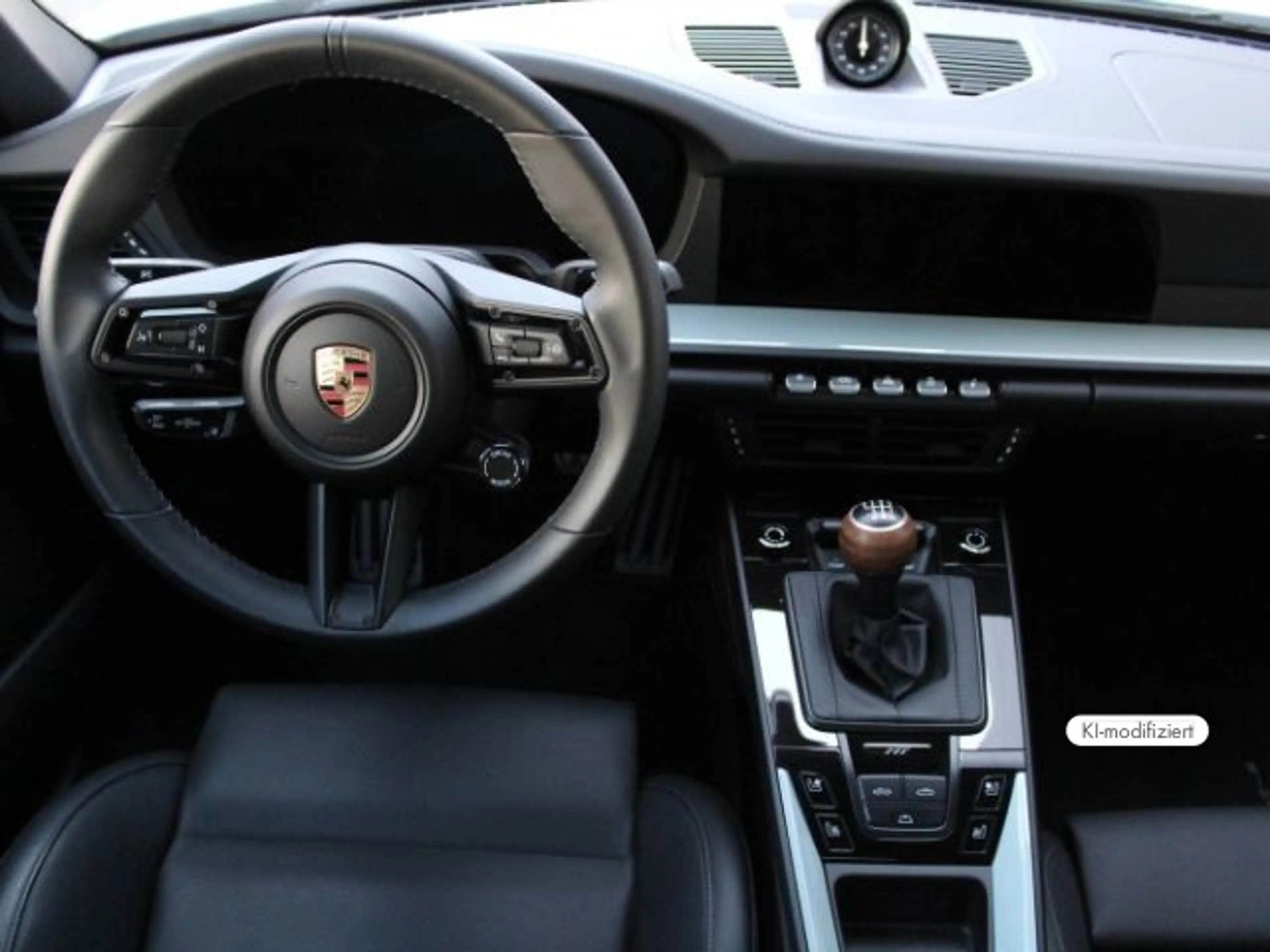 Porsche 992 -2 (911) Carrera T Cabriolet — photo 4