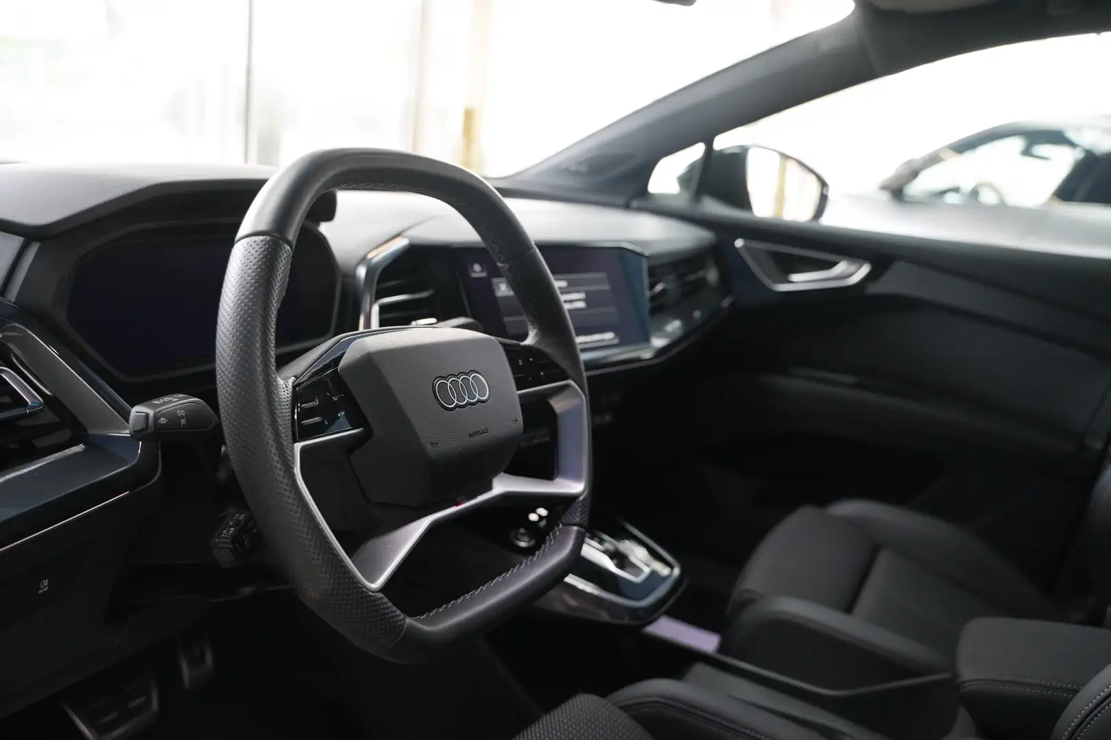 Audi Q4 e-tron Q4 e-tron 45 S line edition Blau - 2