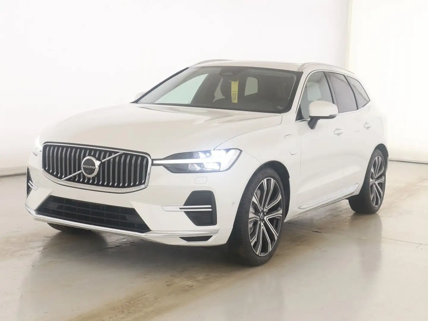 Volvo XC60 T8 Recharge Plug-In Hybrid Plus Bright  AWD Blanc - 1