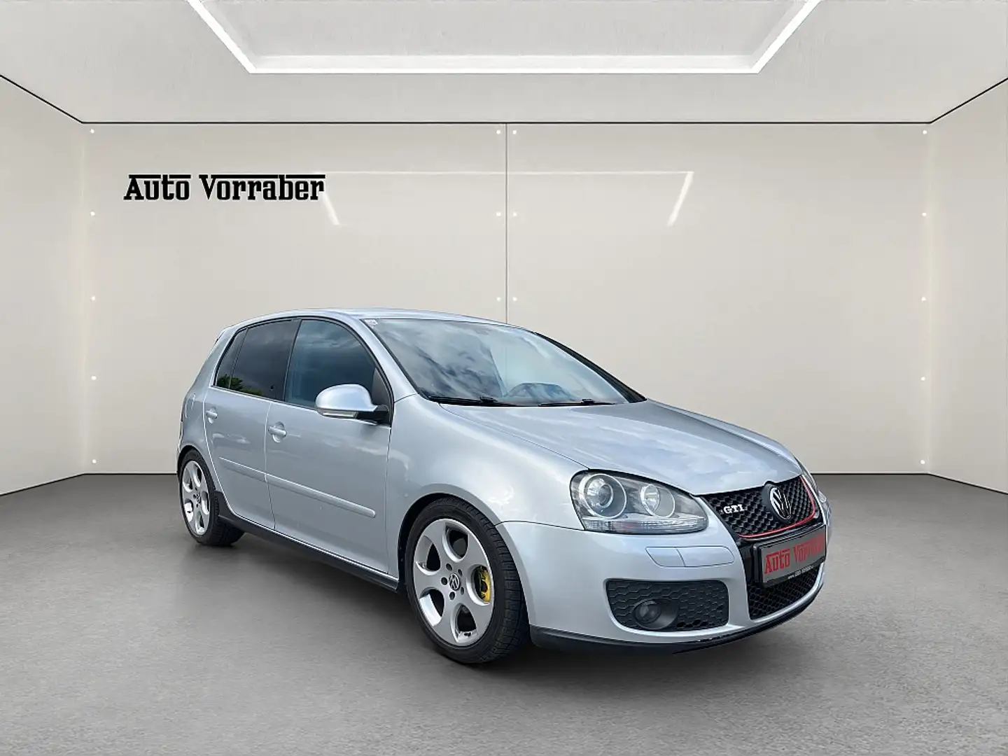 Volkswagen Golf GTI Golf 2,0 GTI srebrna - 2