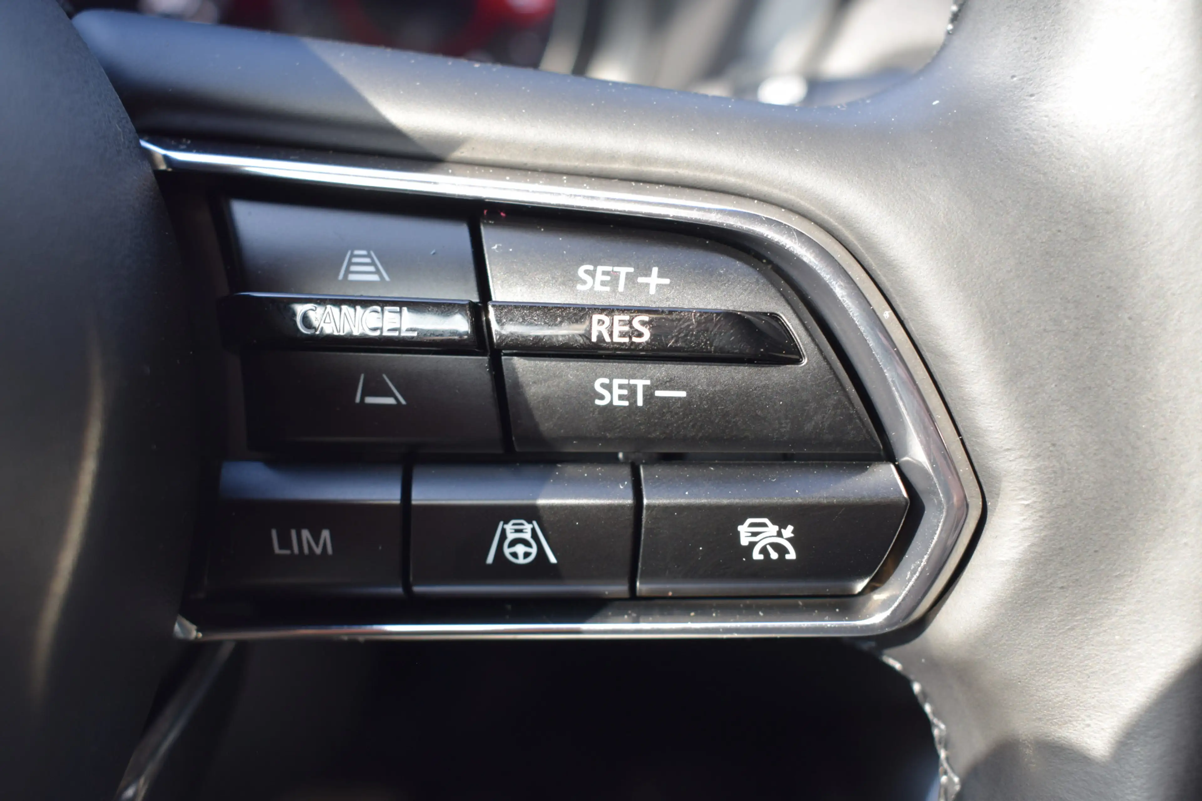 Mazda CX-60 2.5 e-SkyActiv PHEV Homura Plus - wegklapbare trek — photo 12