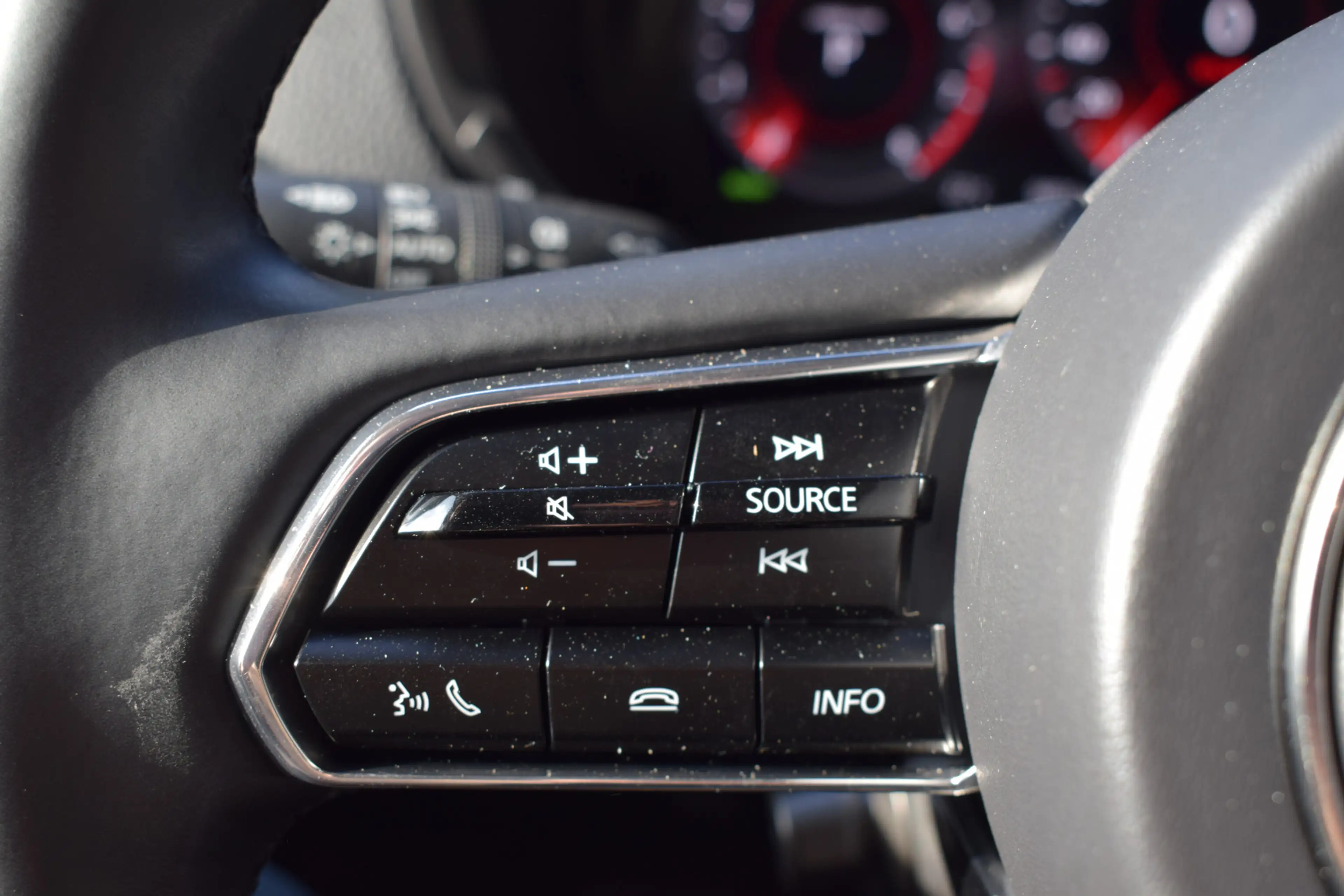 Mazda CX-60 2.5 e-SkyActiv PHEV Homura Plus - wegklapbare trek — photo 13